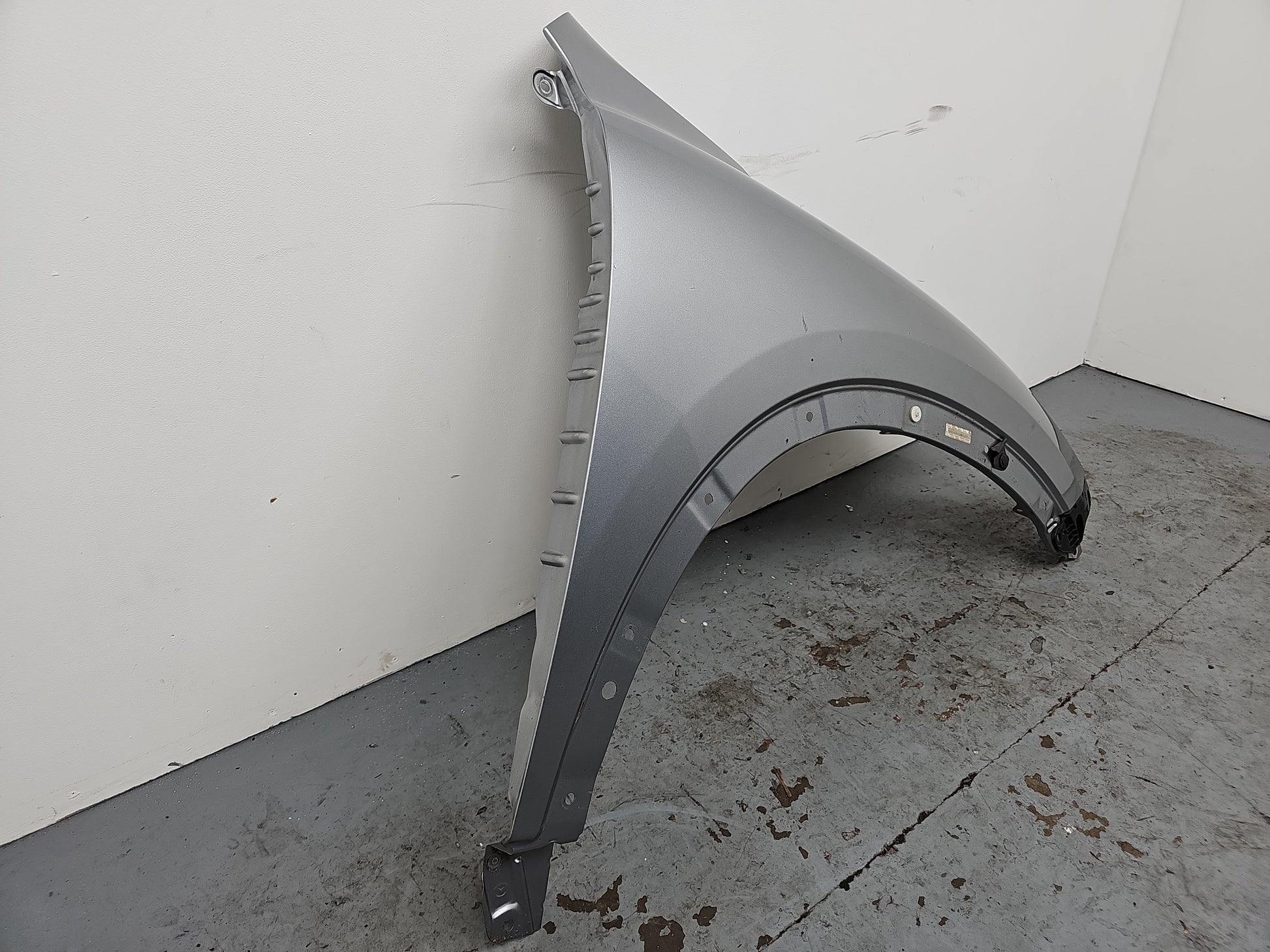 Wing Front RH 3