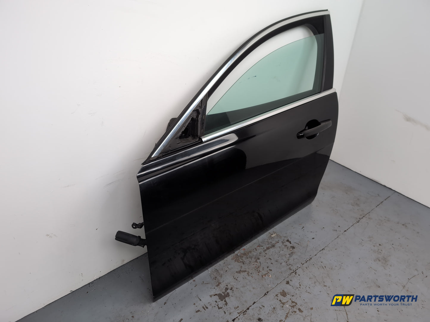 Door Front LH 3