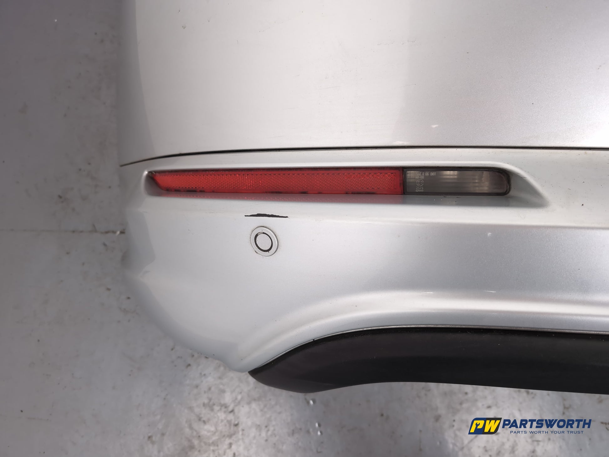 Volkswagen Tiguan Rline Tdi Rear Bumper Reflex Silver Metallic La7w - photo 9