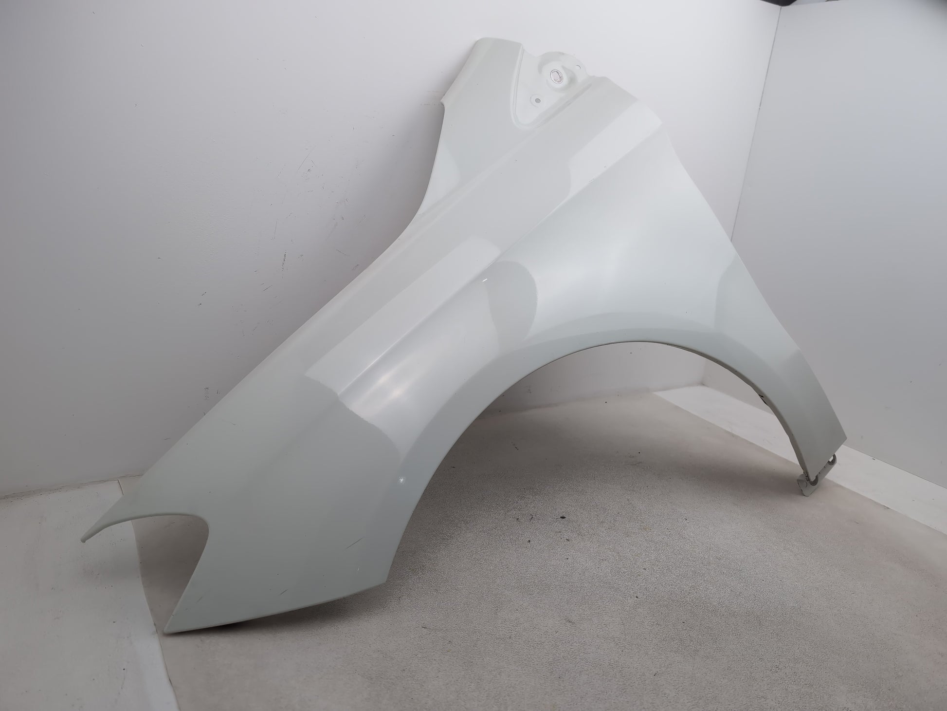Wing Front LH 3