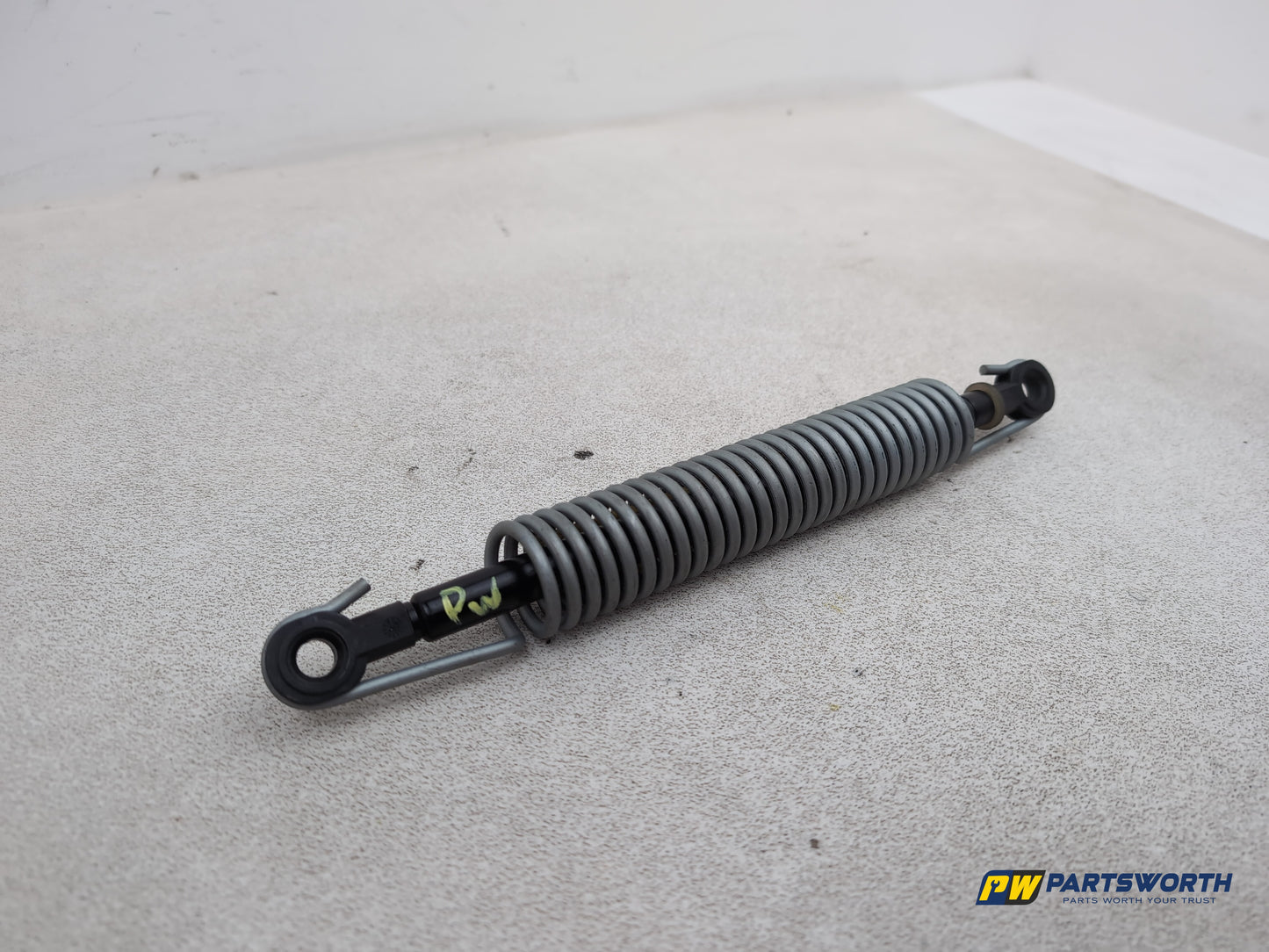 Tailgate Lift Handle 3
