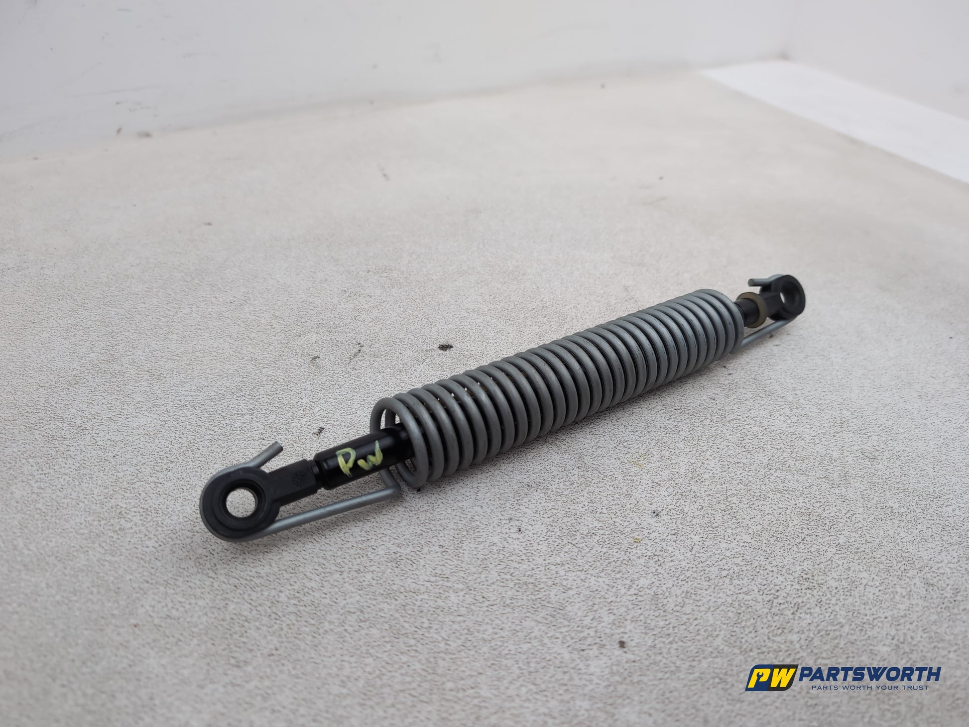 Tailgate Lift Handle 3