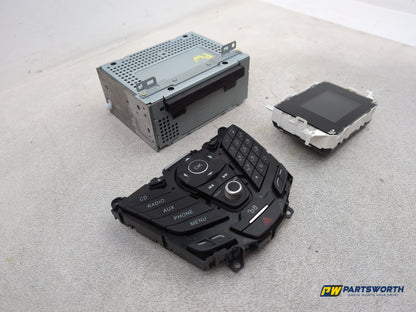 Satellite Navigation Head Unit (SCREEN) 8