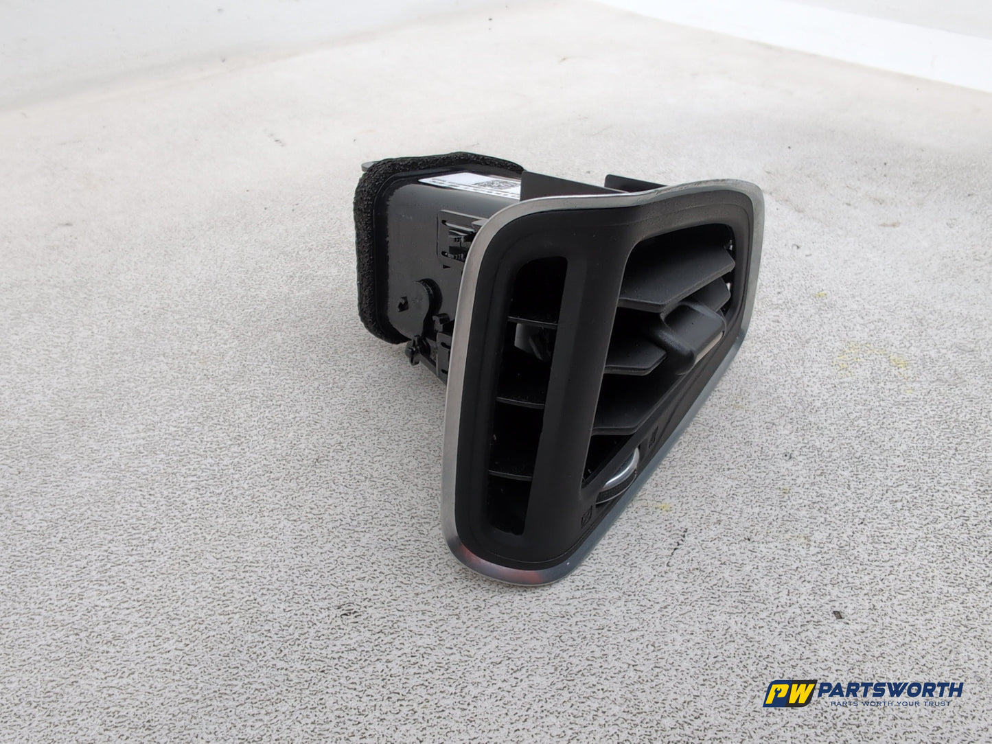 Dashboard Trim With Air Vent  3