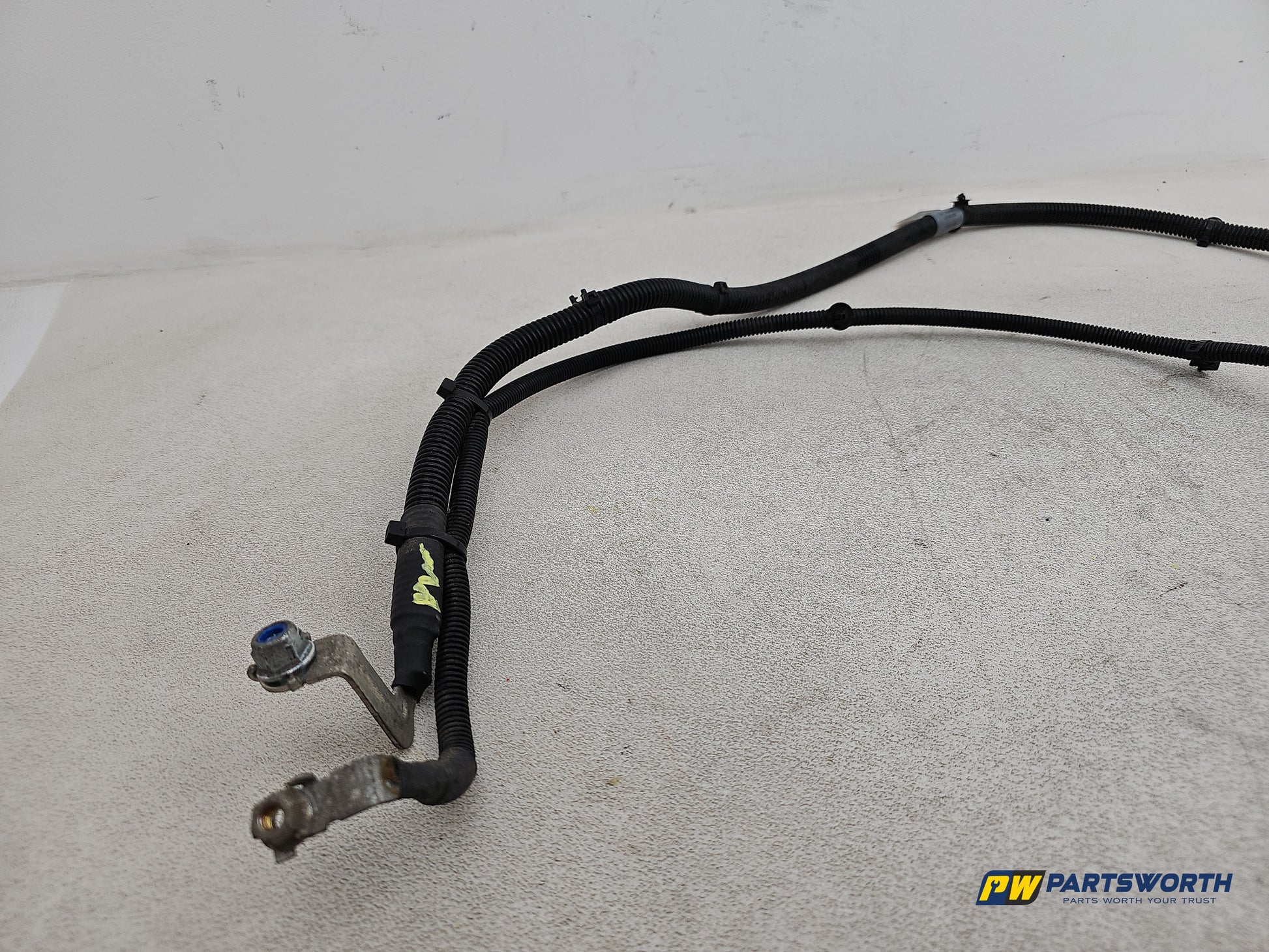 BATTERY TO ALTERNATOR WIRING LOOM 3