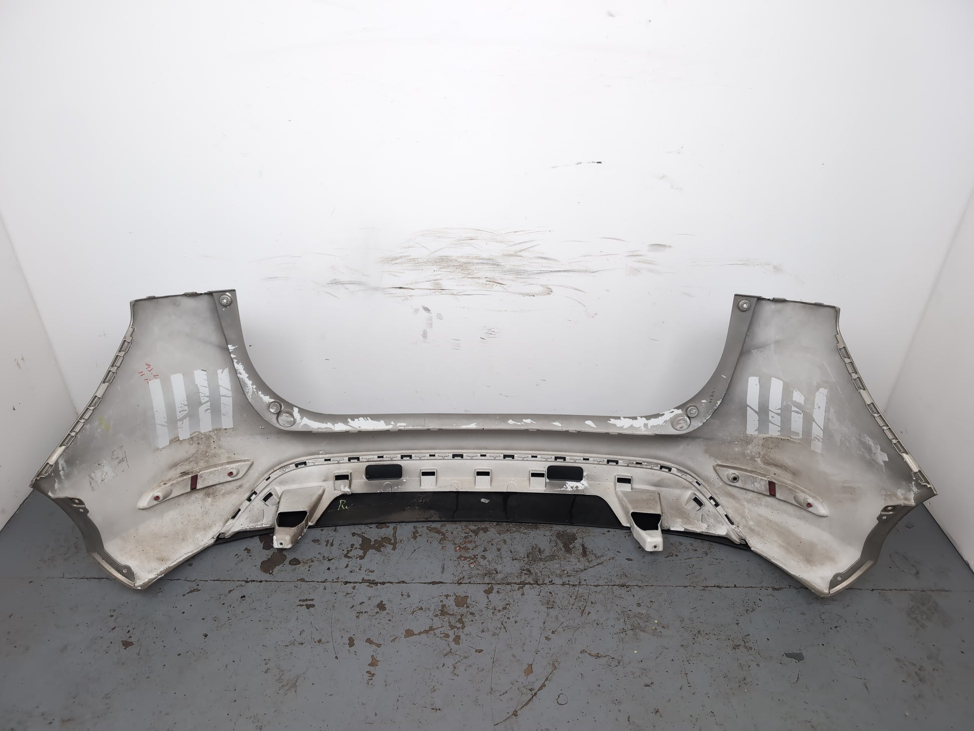 Rear Bumper 15