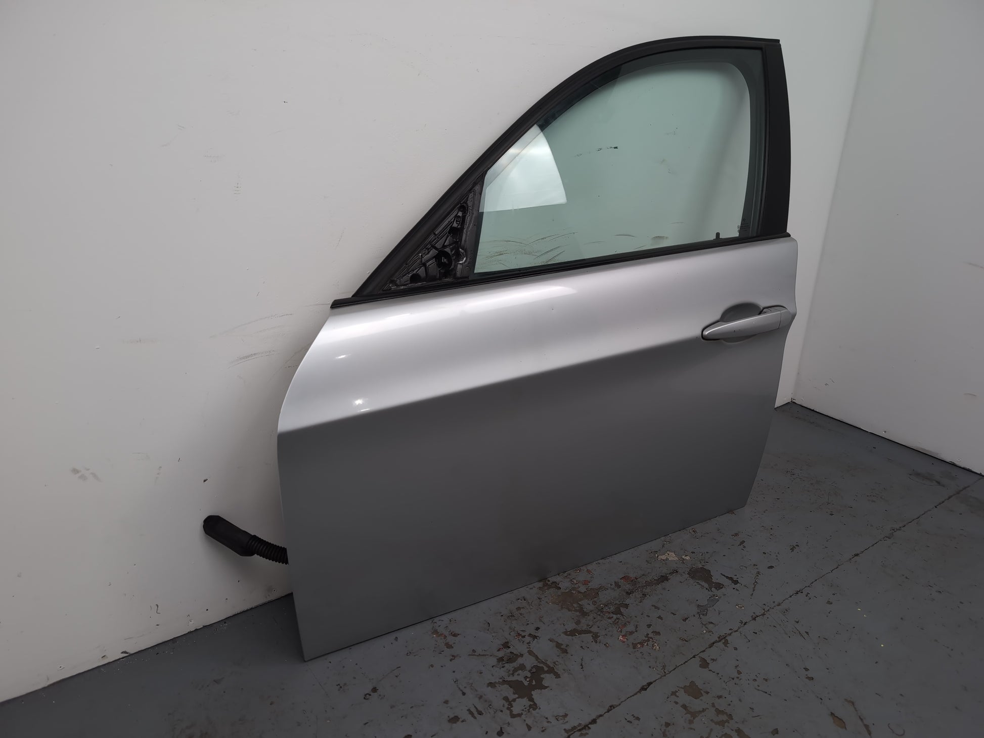 Bmw 3 Series E90/E91 M Sport Door Front Lh Passenger Side Silver 354 2009-2012 - photo 3