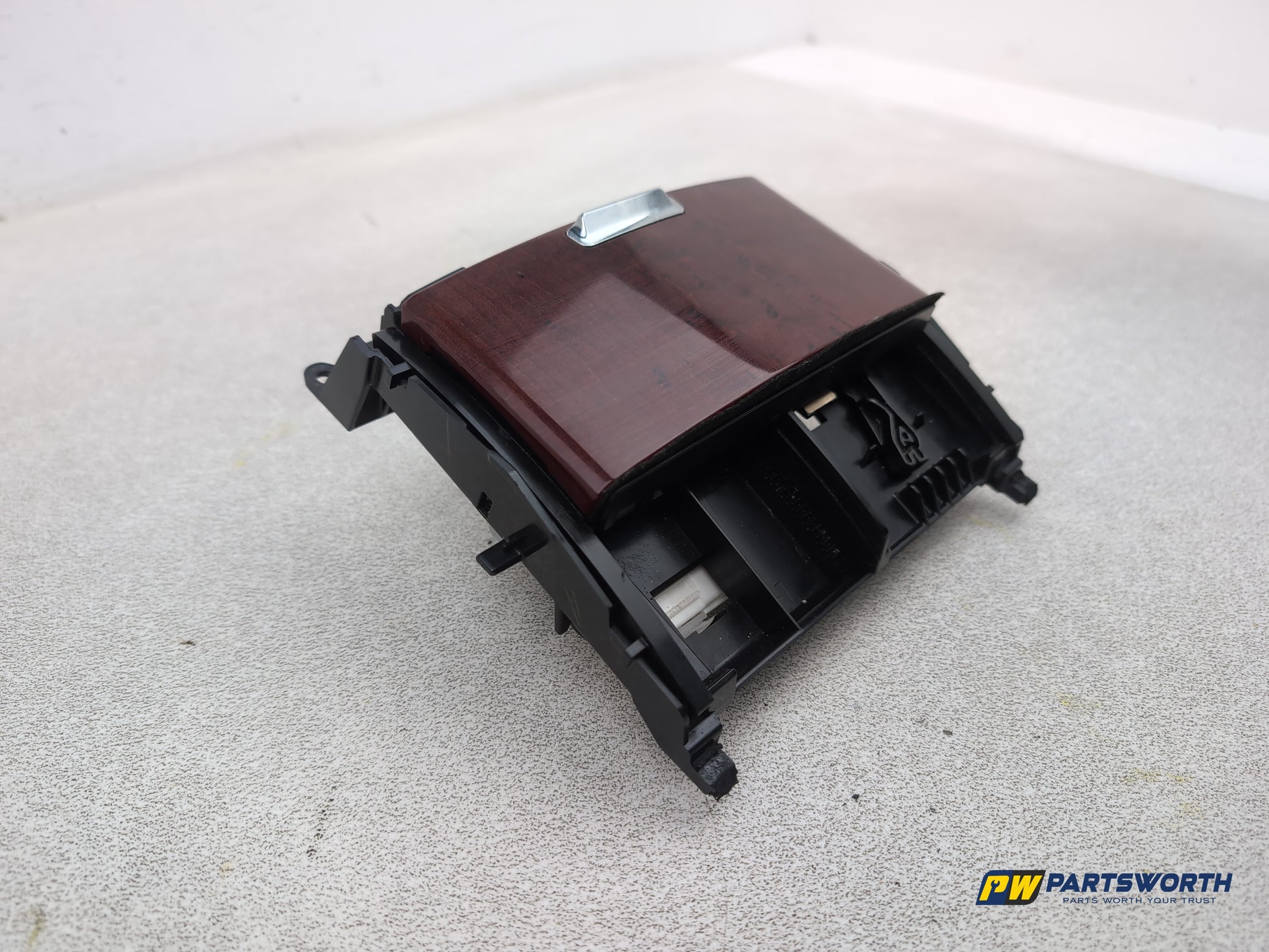 Ashtray Centre Console 7