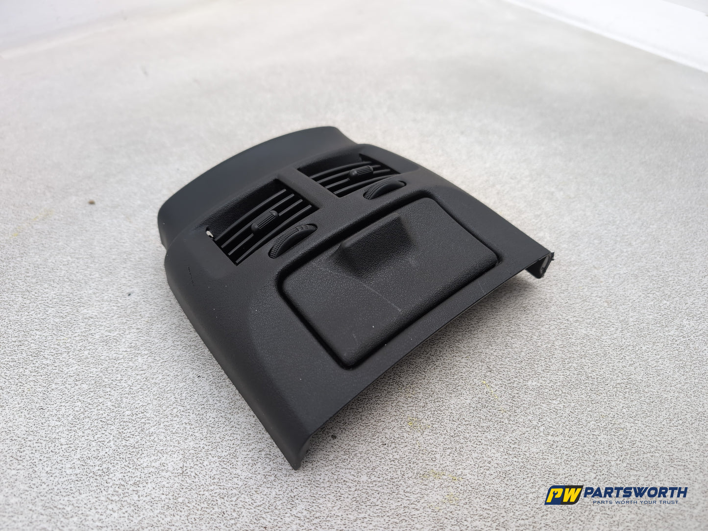 Ashtray Centre Console 6