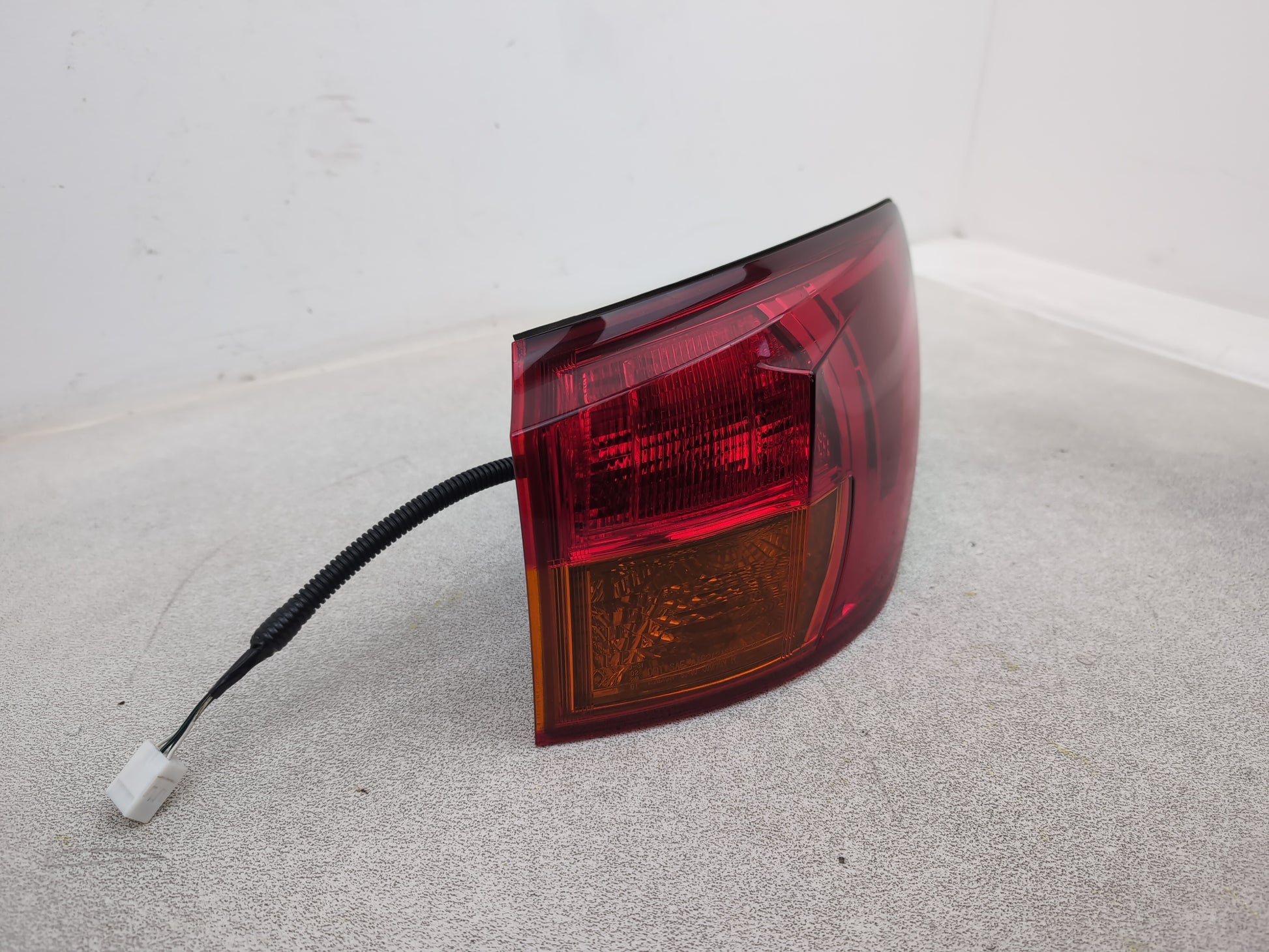 Lamp Assembly Rear RH 2