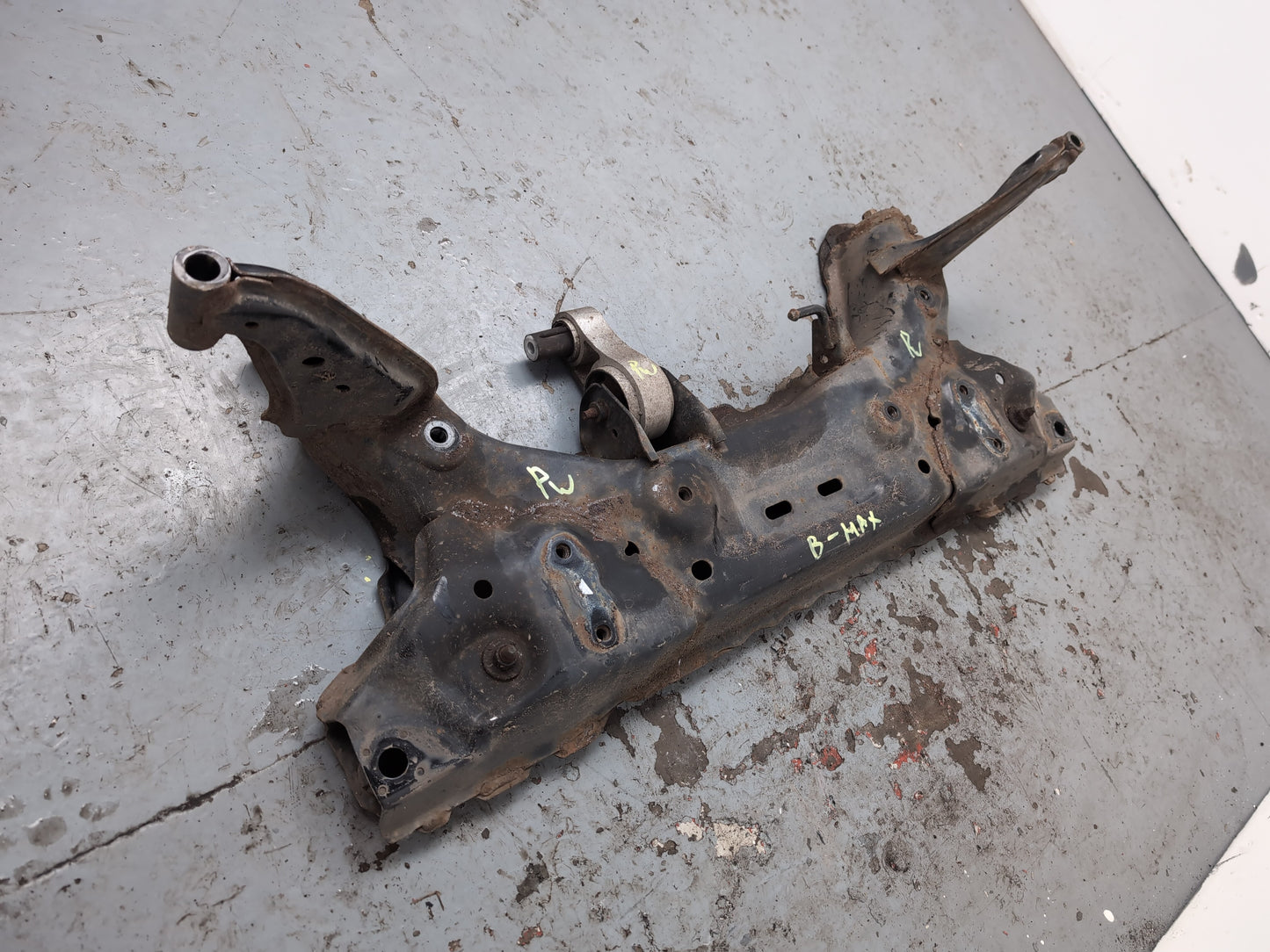 Subframe Front 1