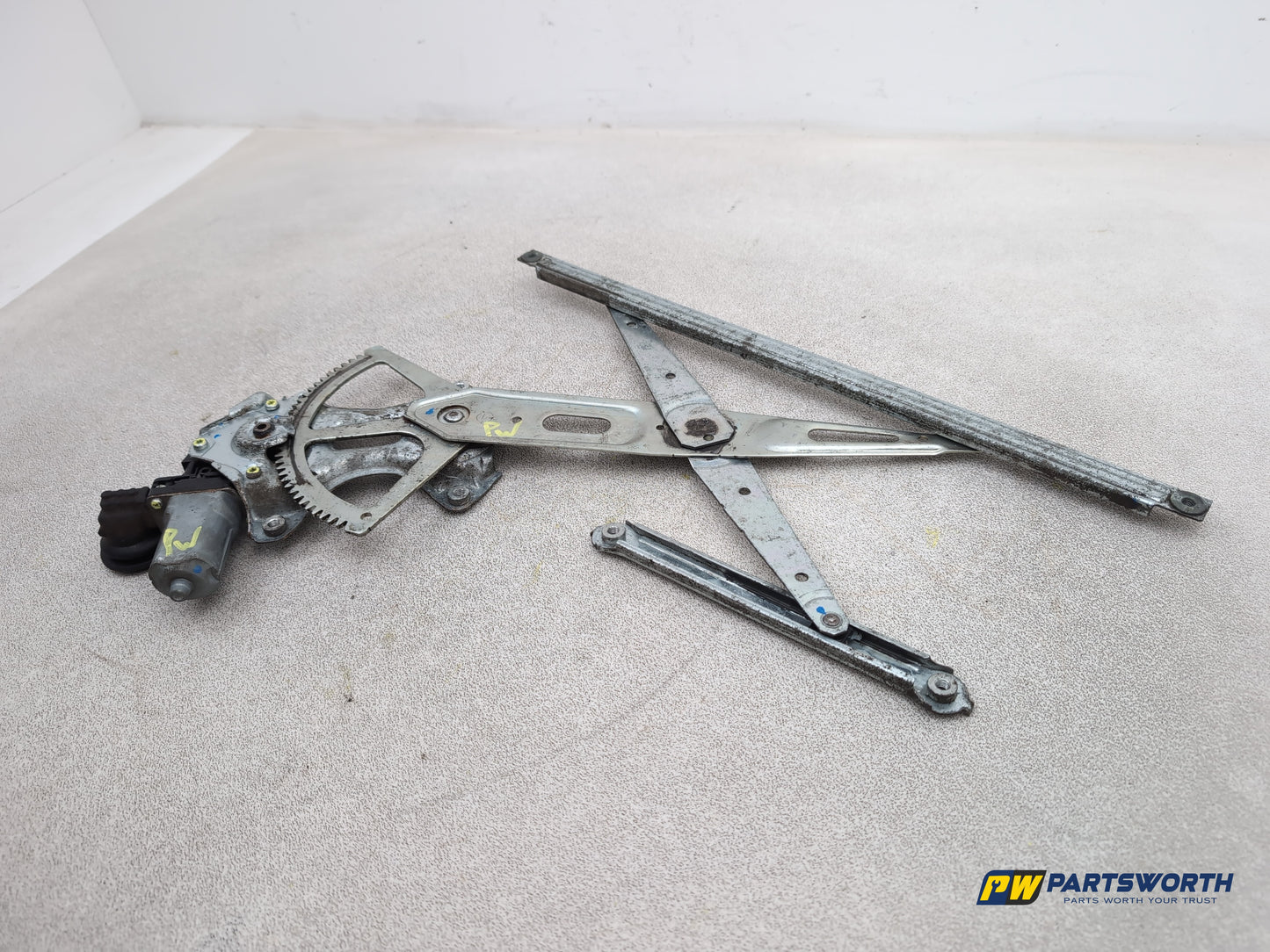 Door Front Window Regulator RH 7