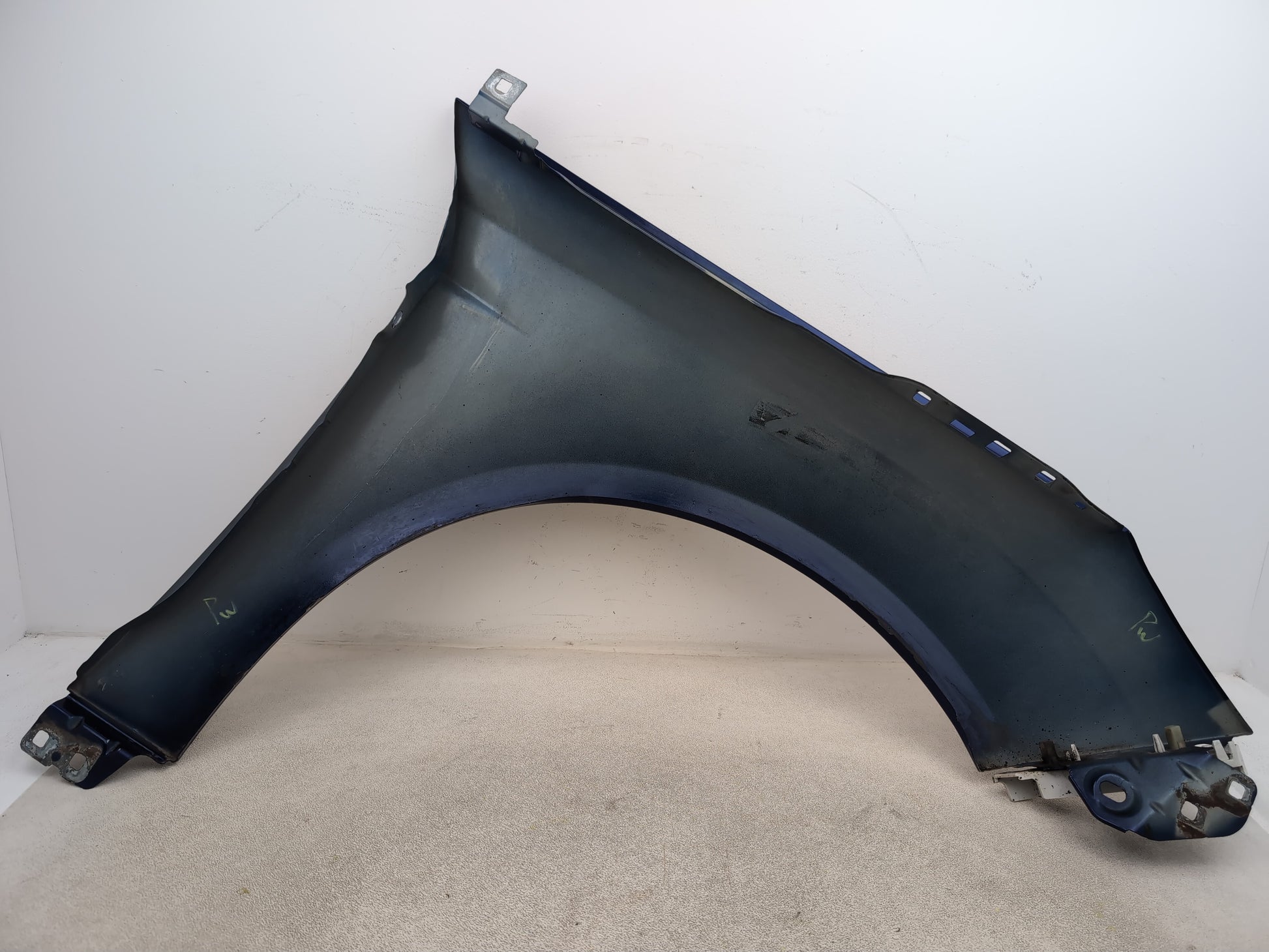 Wing Front LH 9