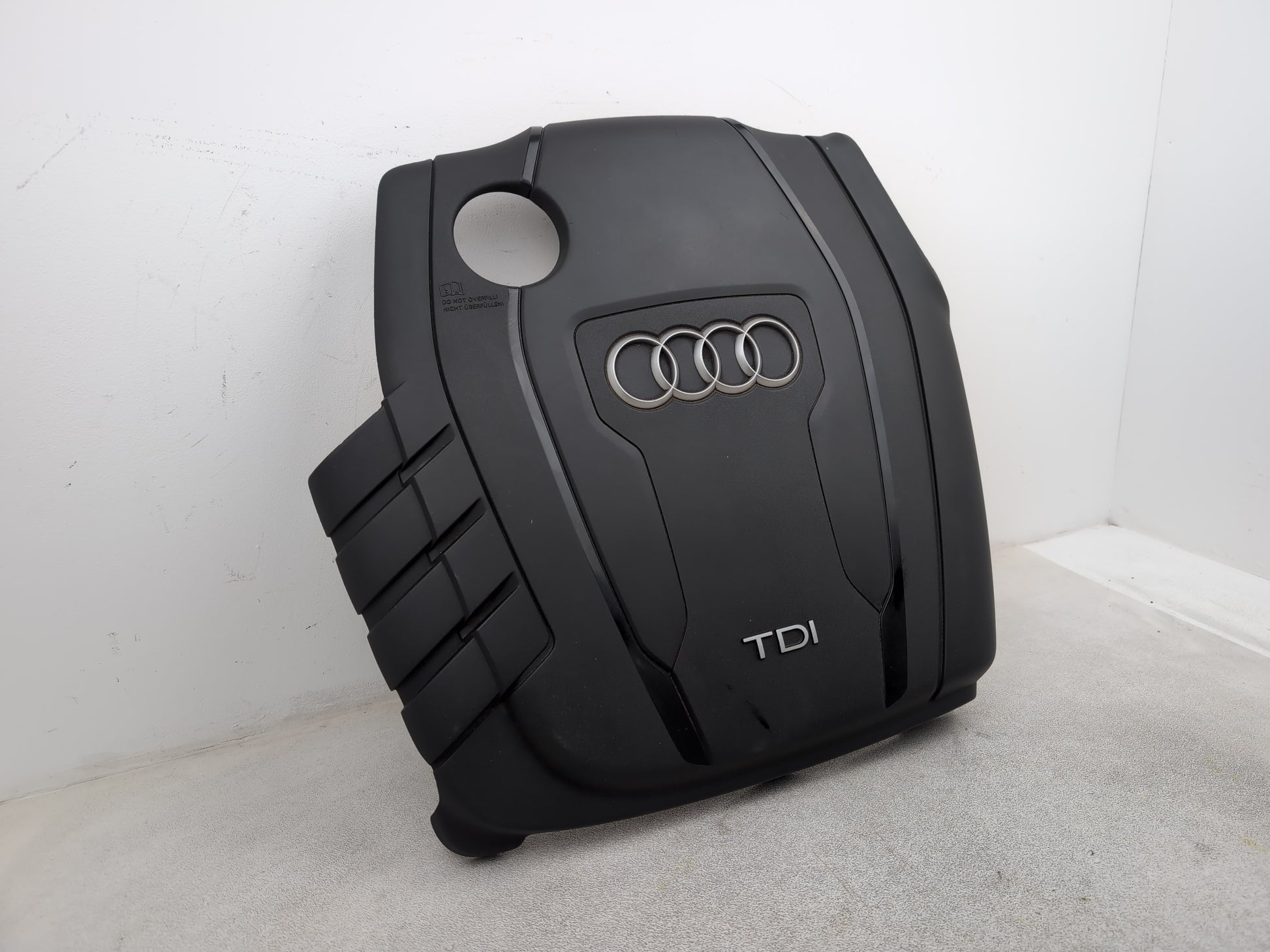 Engine Cover 3