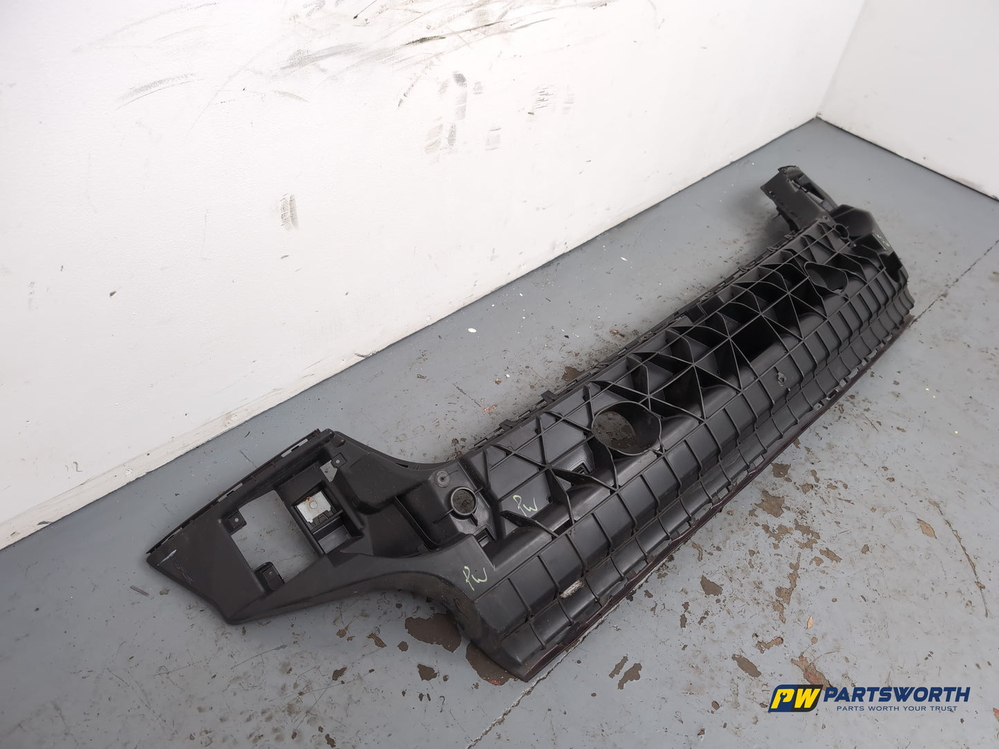 Bumper Rear Bracket RH 3