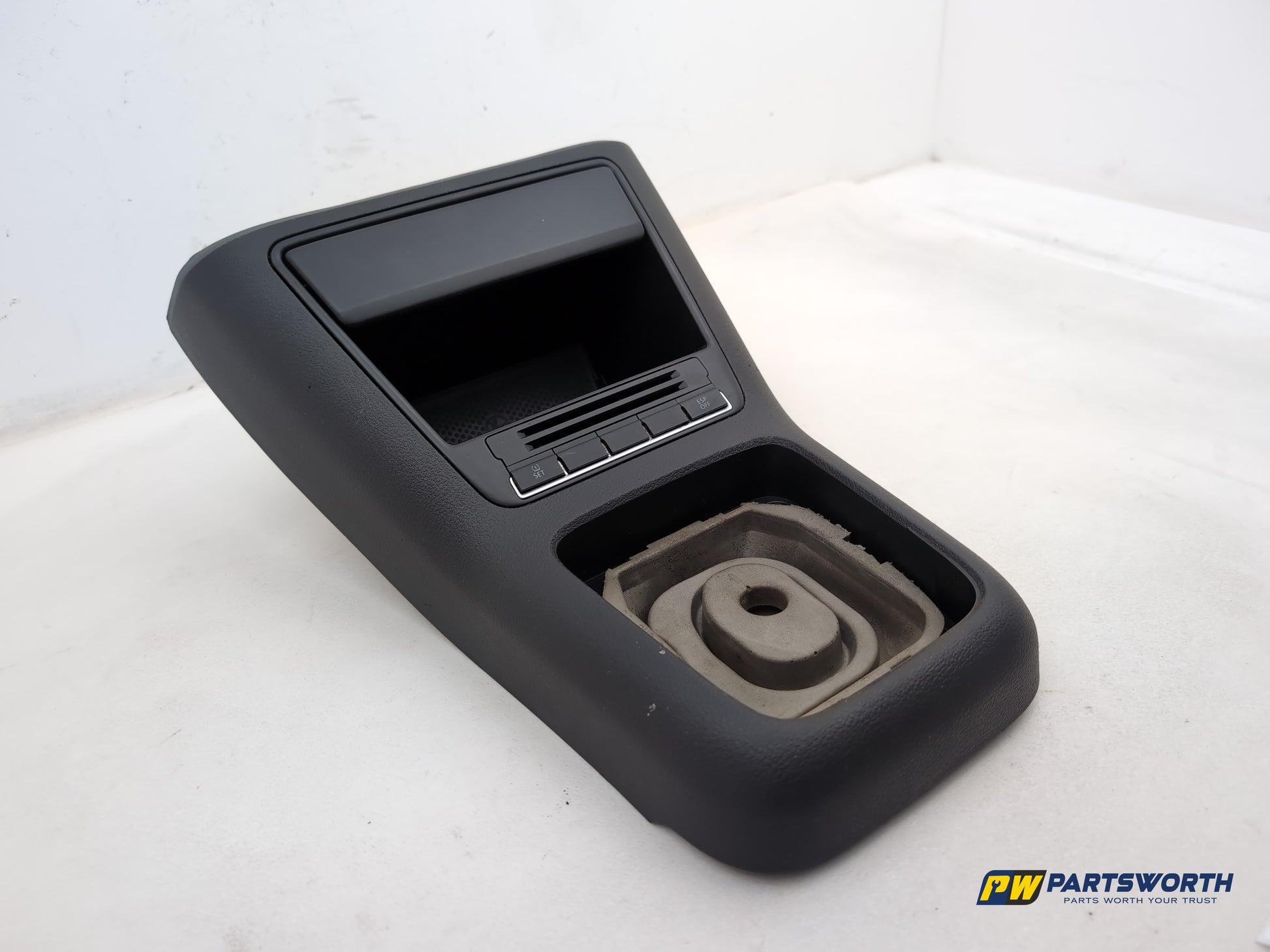 Centre Console 3