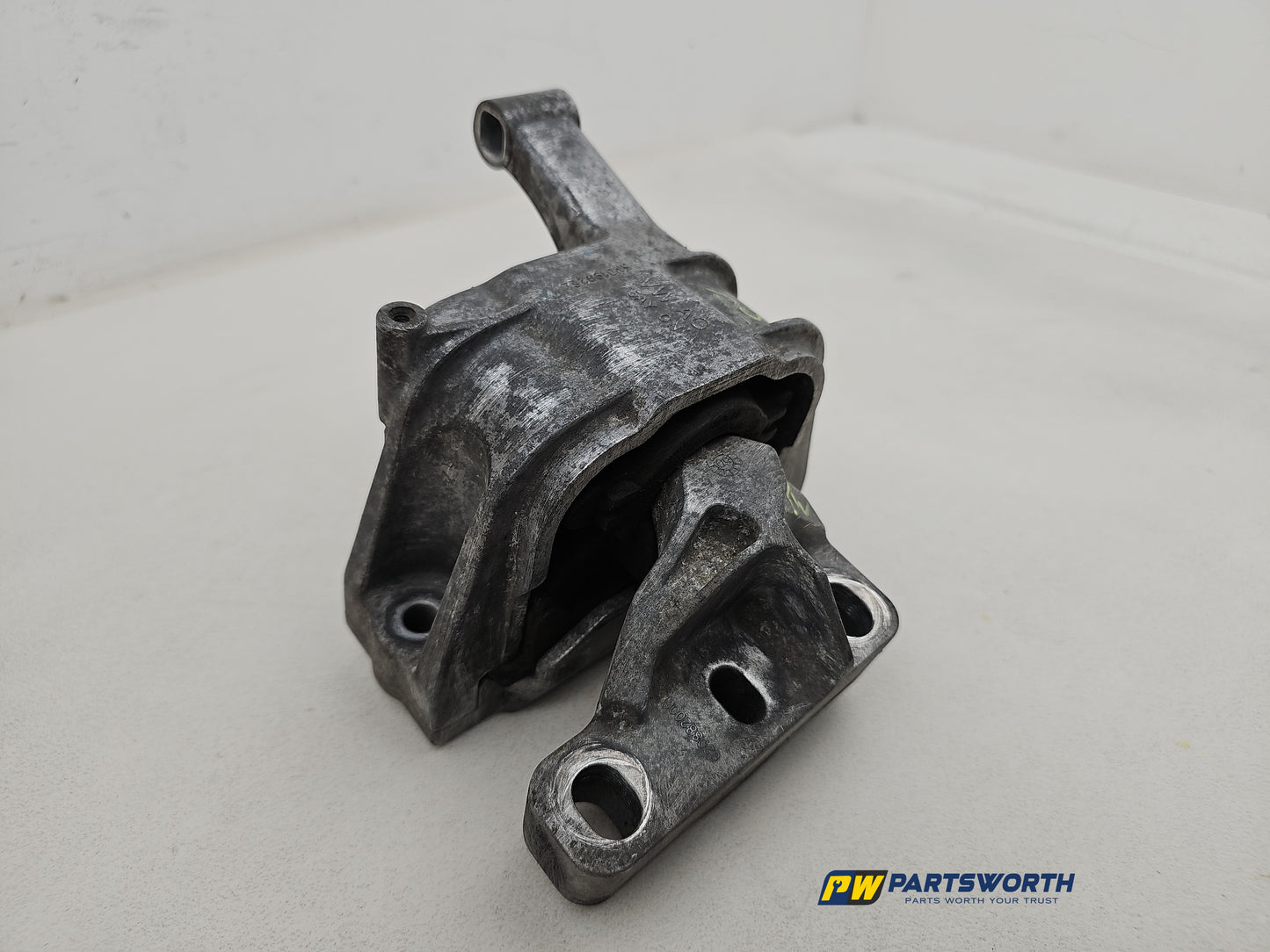 Engine Mounting Bracket Front 3