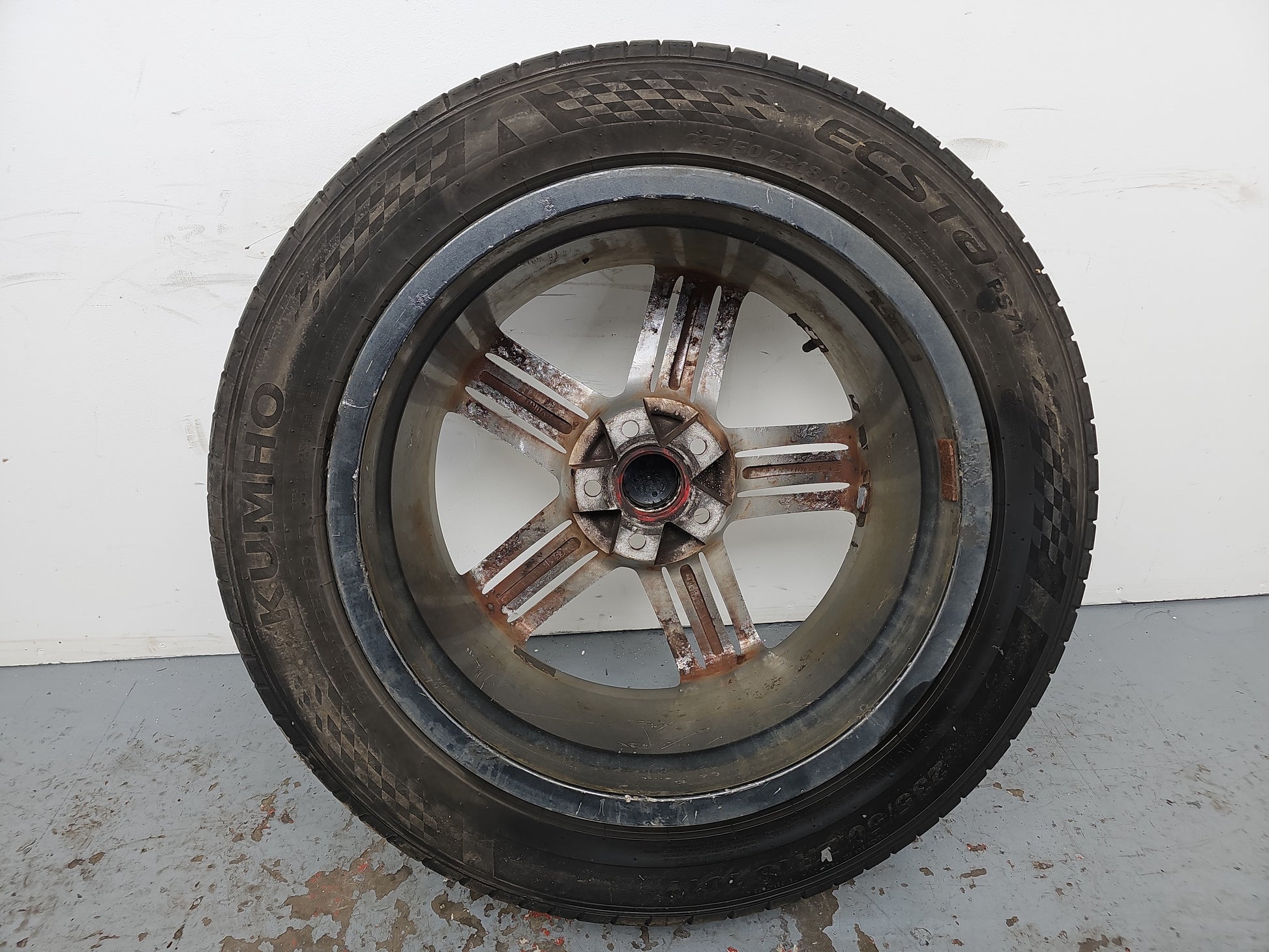 Volkswagen Tiguan Se 4motion Tsi Wheel With Tyre 235/50 R18 65718x8jj - photo 9