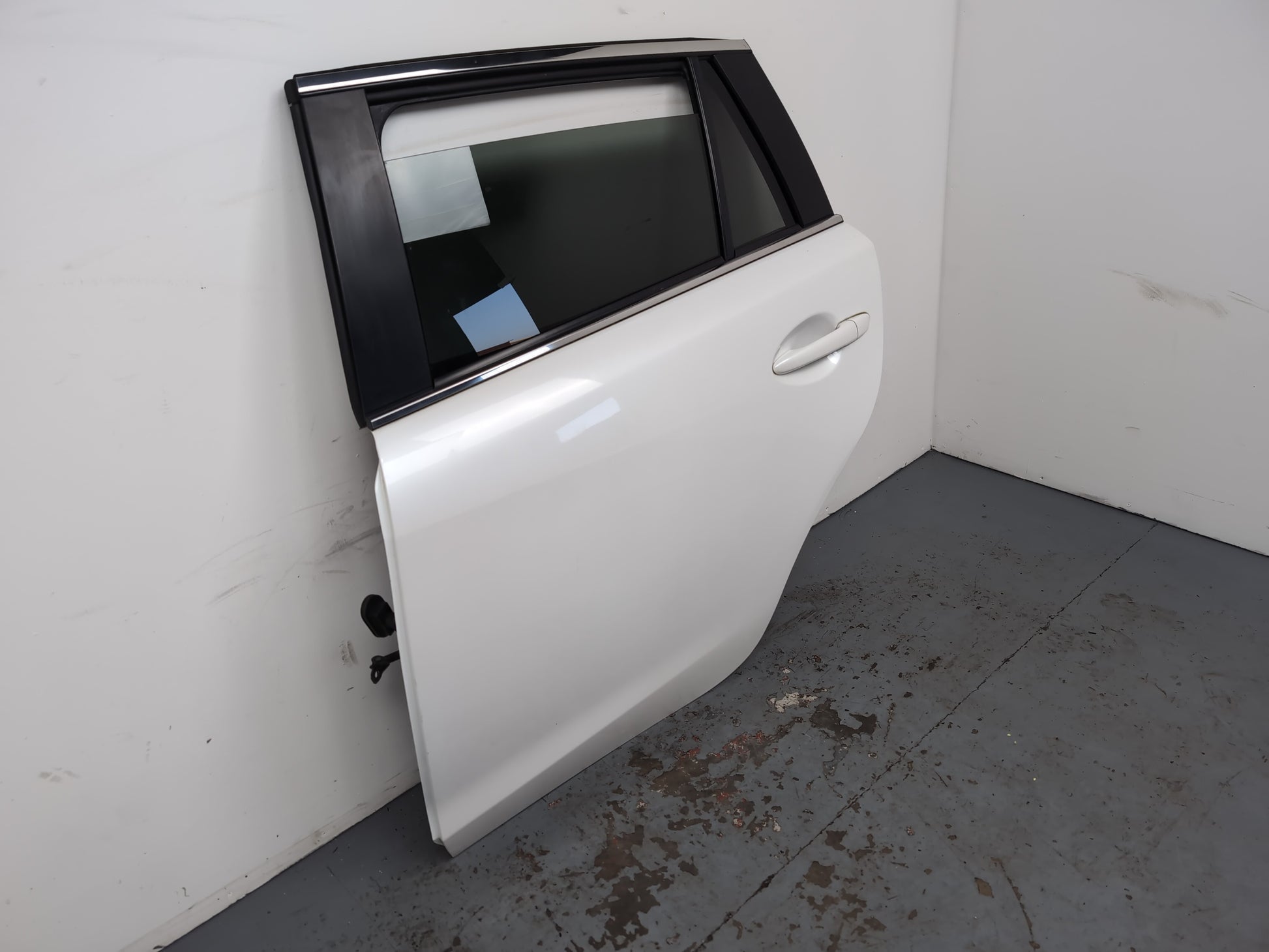Door Rear LH 3