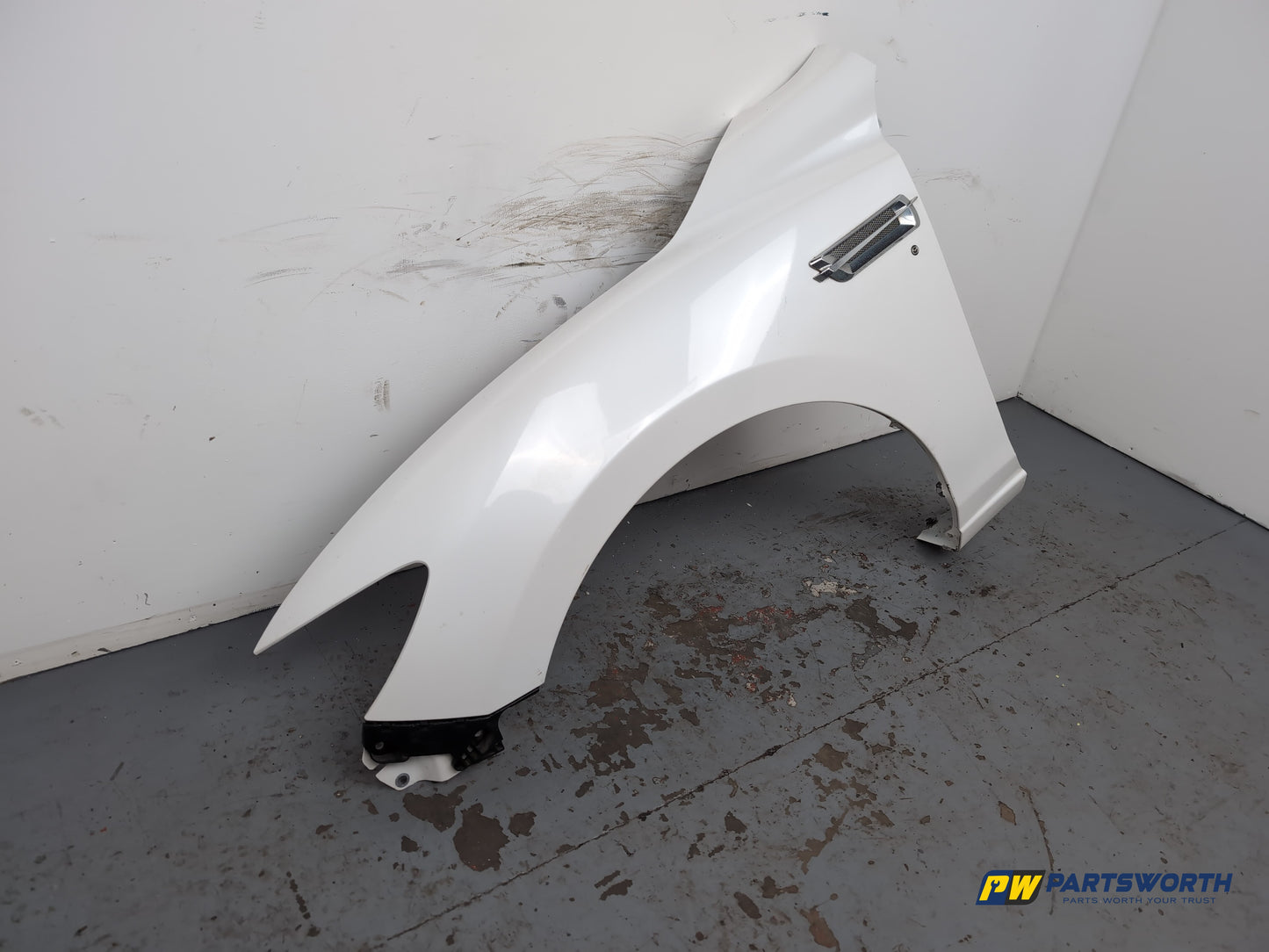 Wing Front LH 3