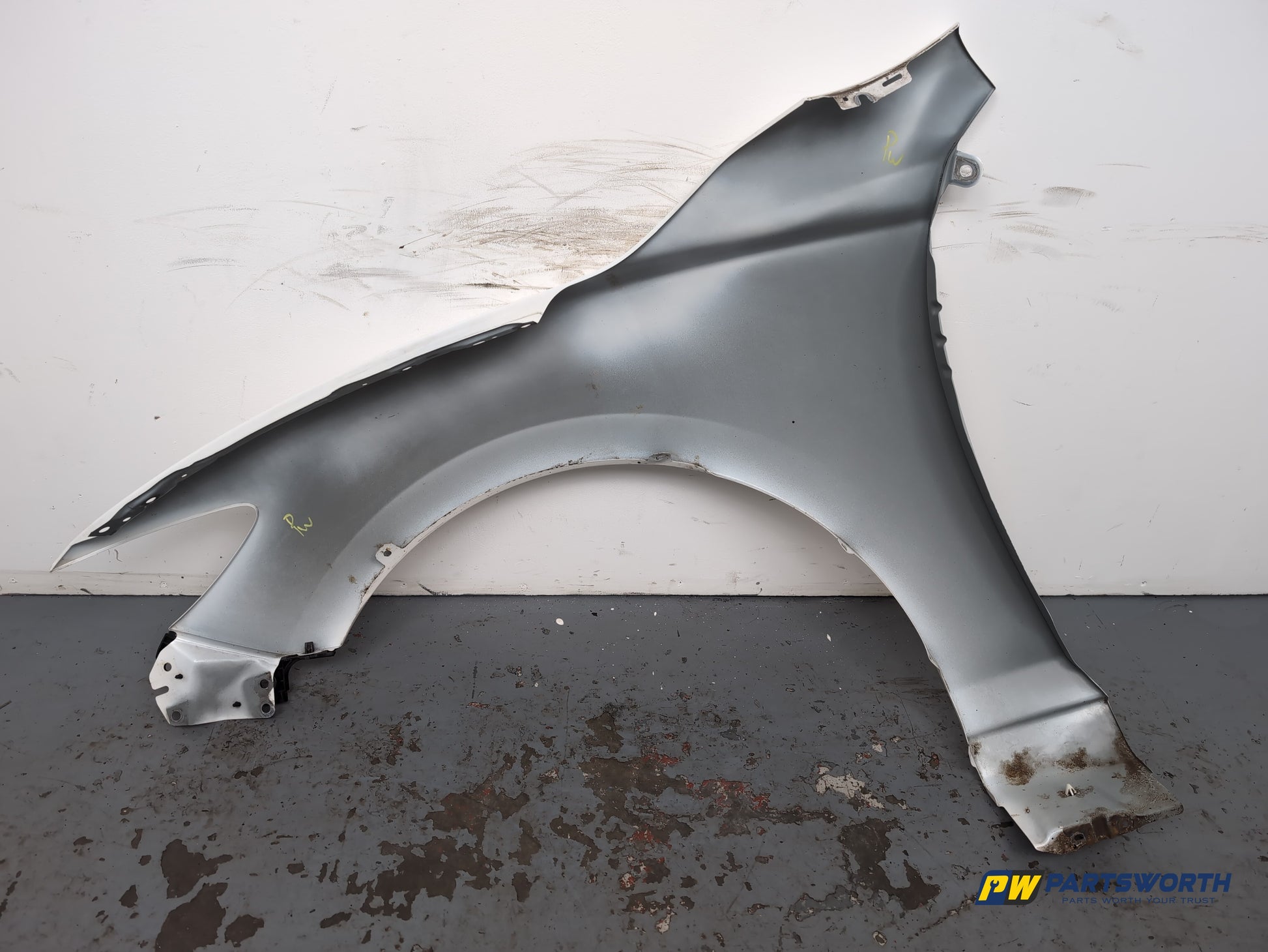 Wing Front RH 4