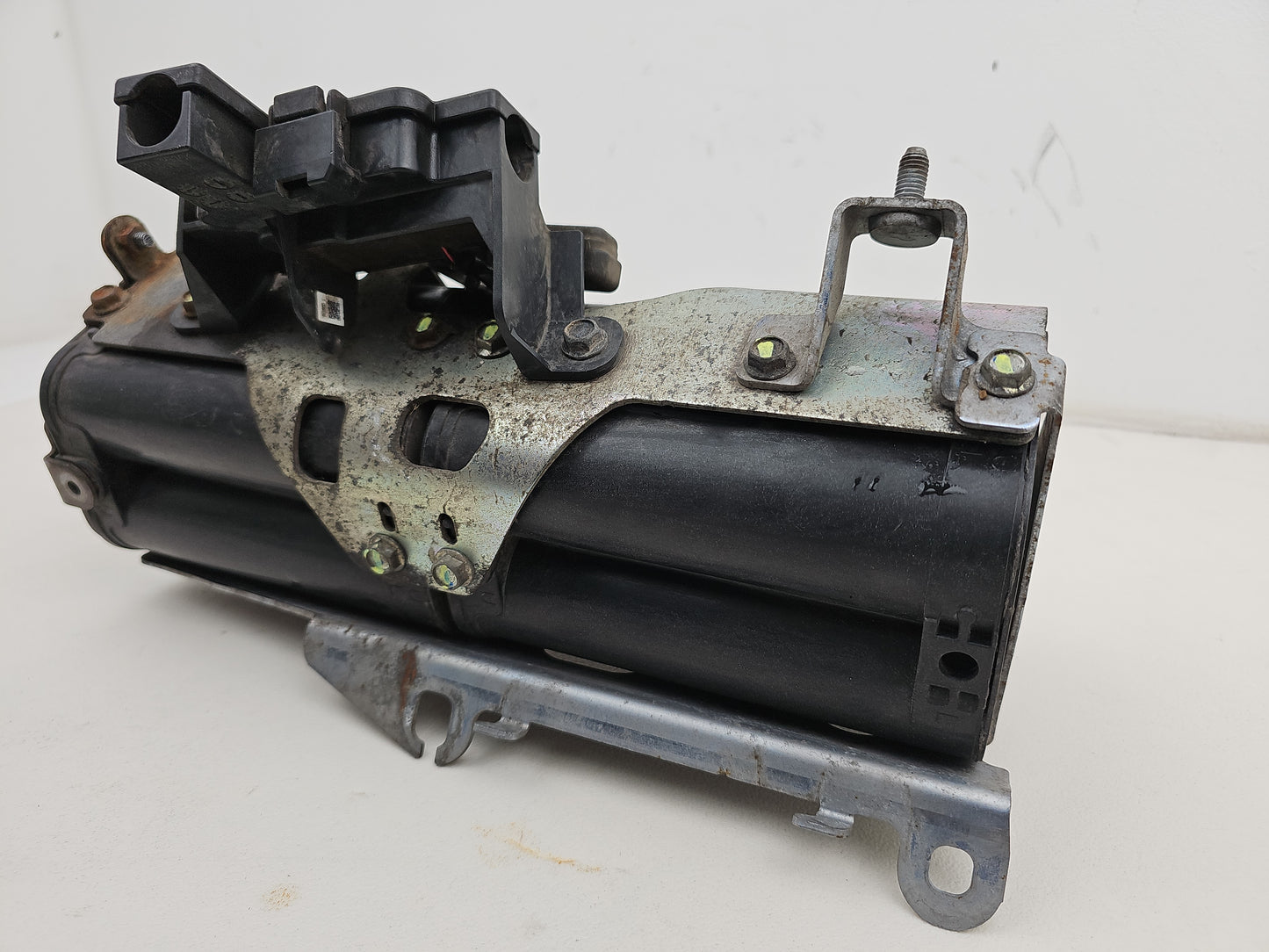 Front capacitor condenser  9
