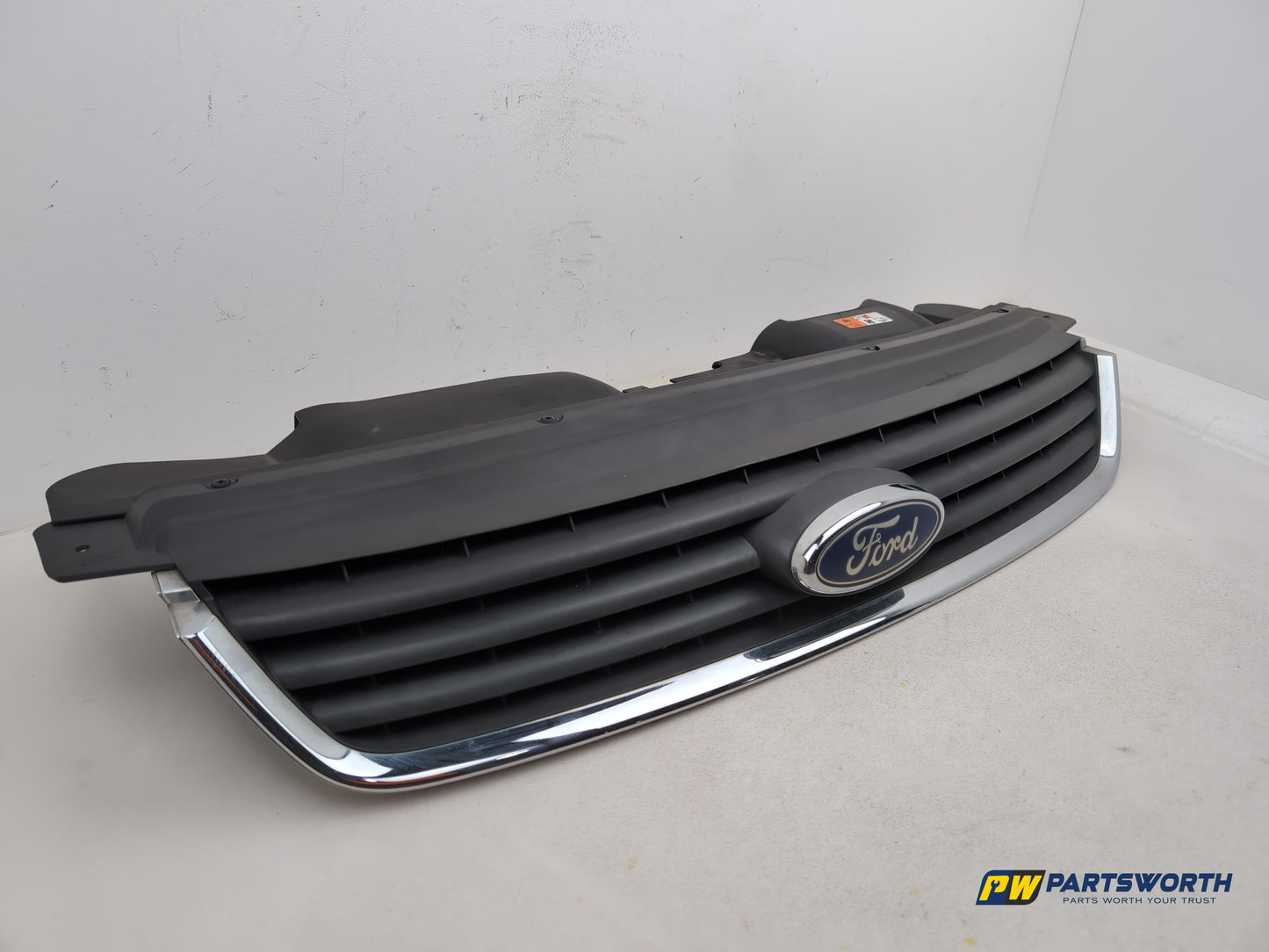 Grille Front 3