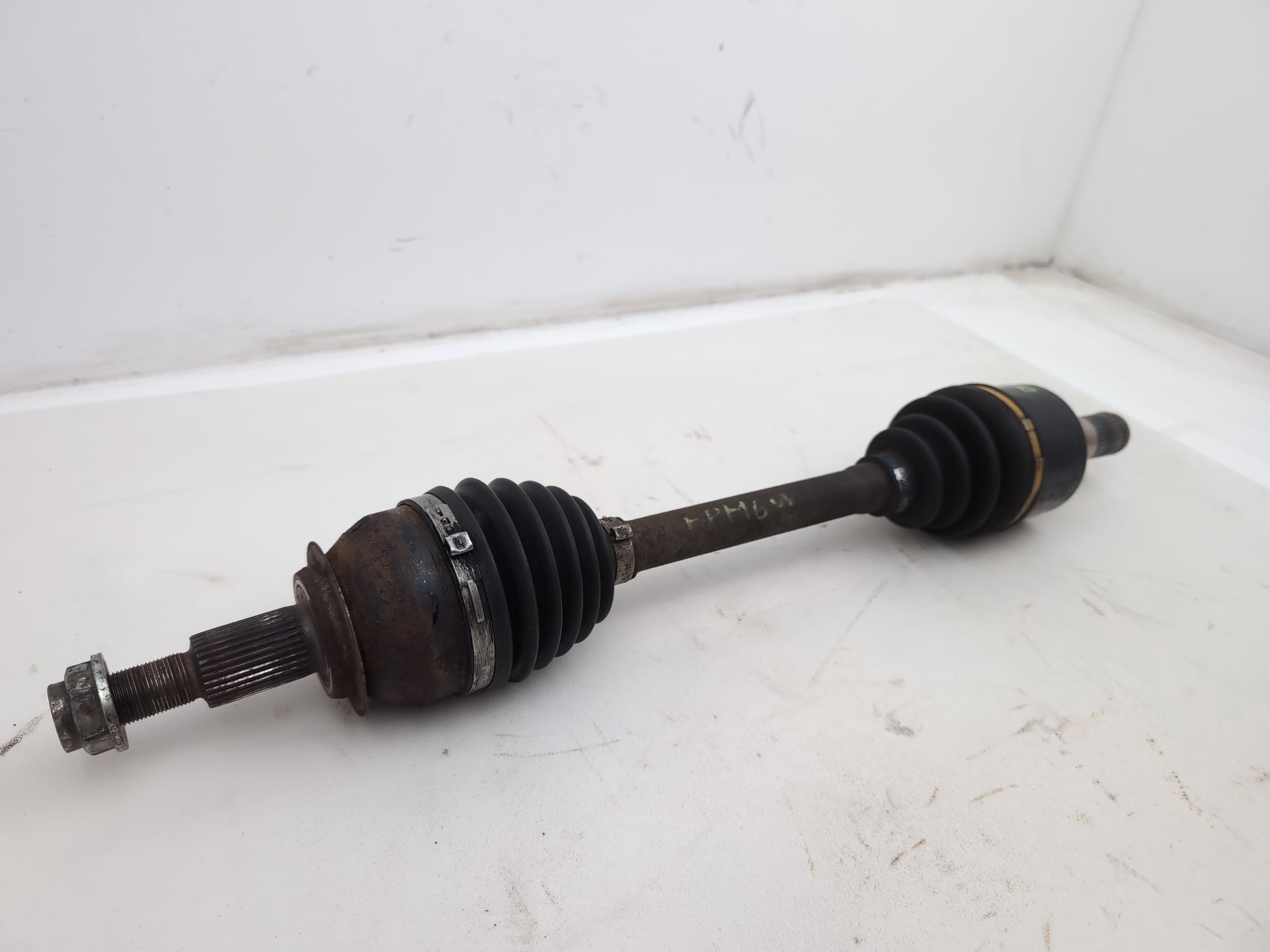Driveshaft Front LH 3
