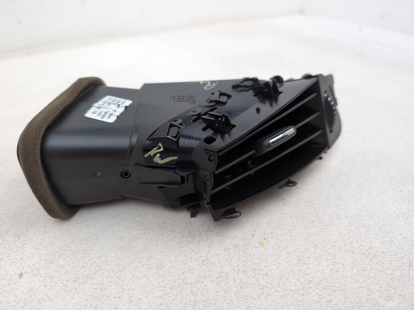 Facia Vent RH 3