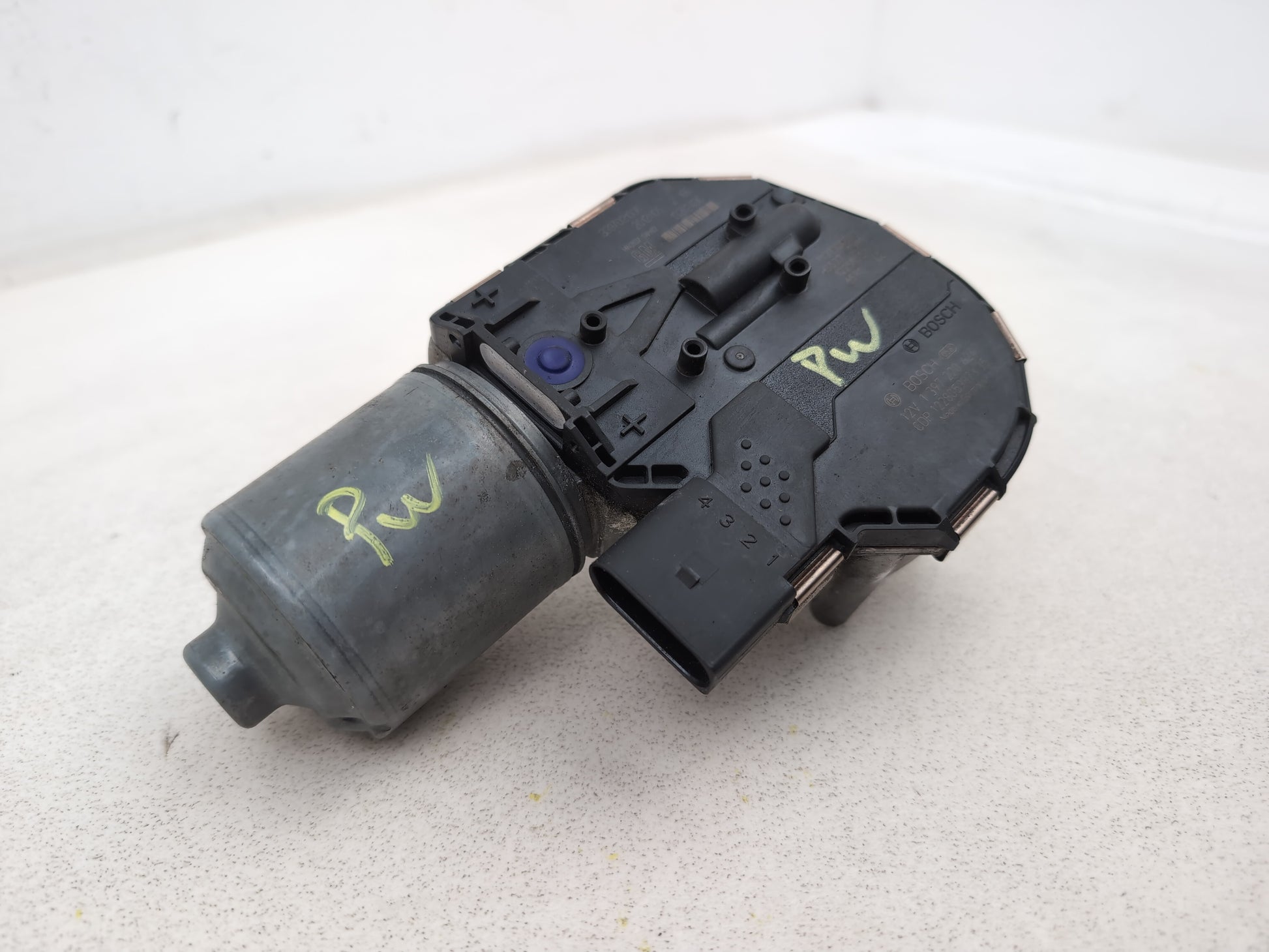Wiper Motor Front 3
