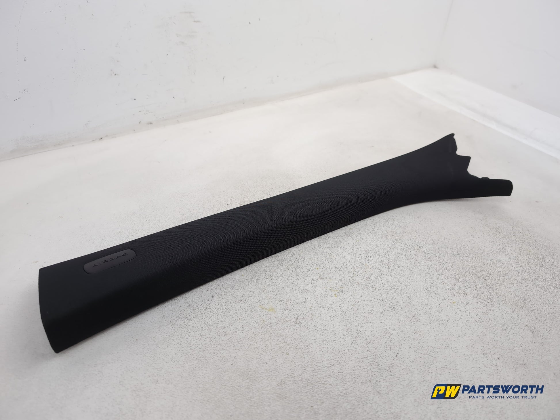 RH A Pillar Trim  3