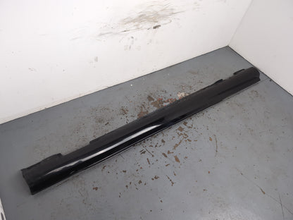 Side Skirt RH 3