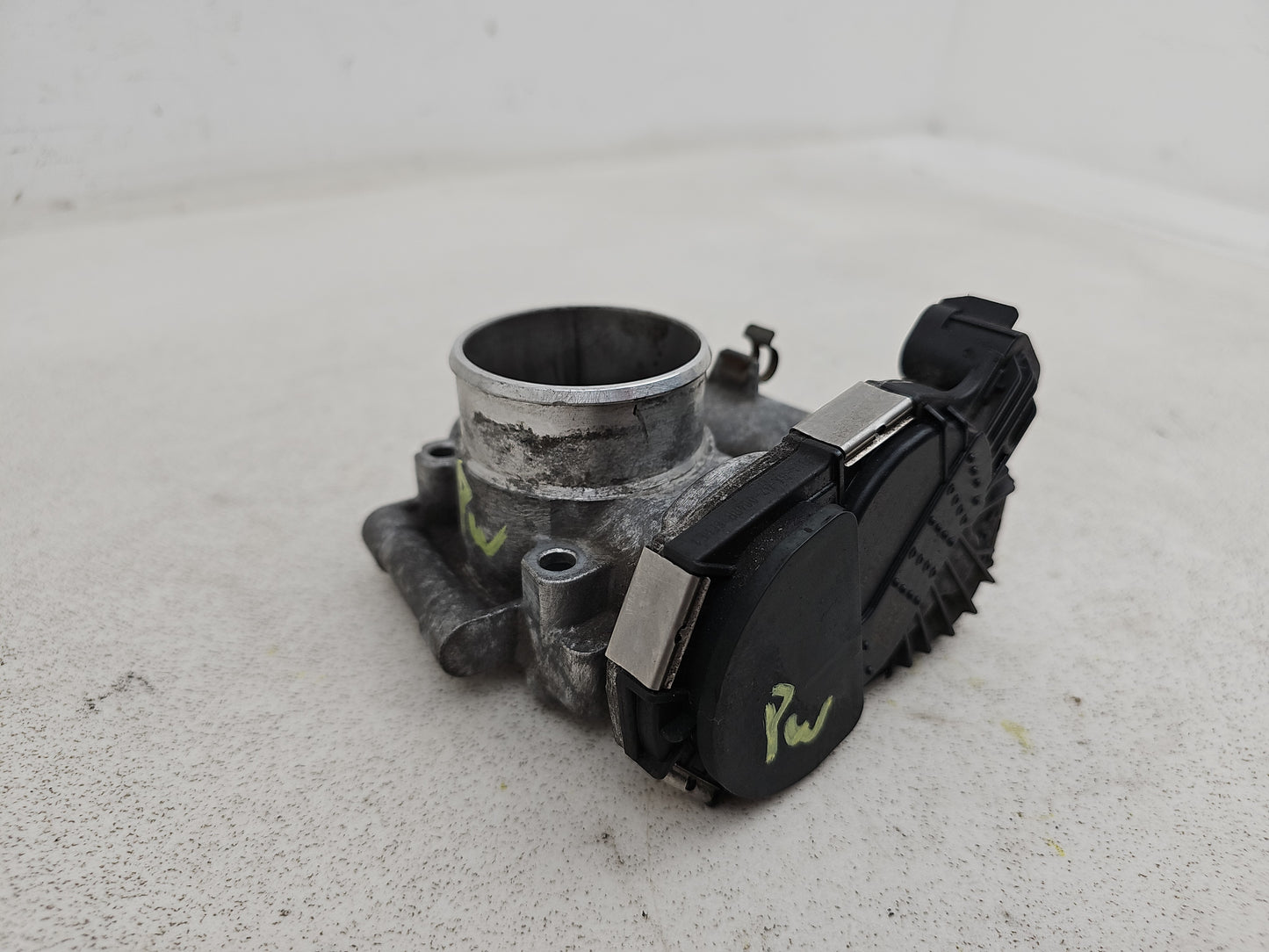 Throttle Body 3
