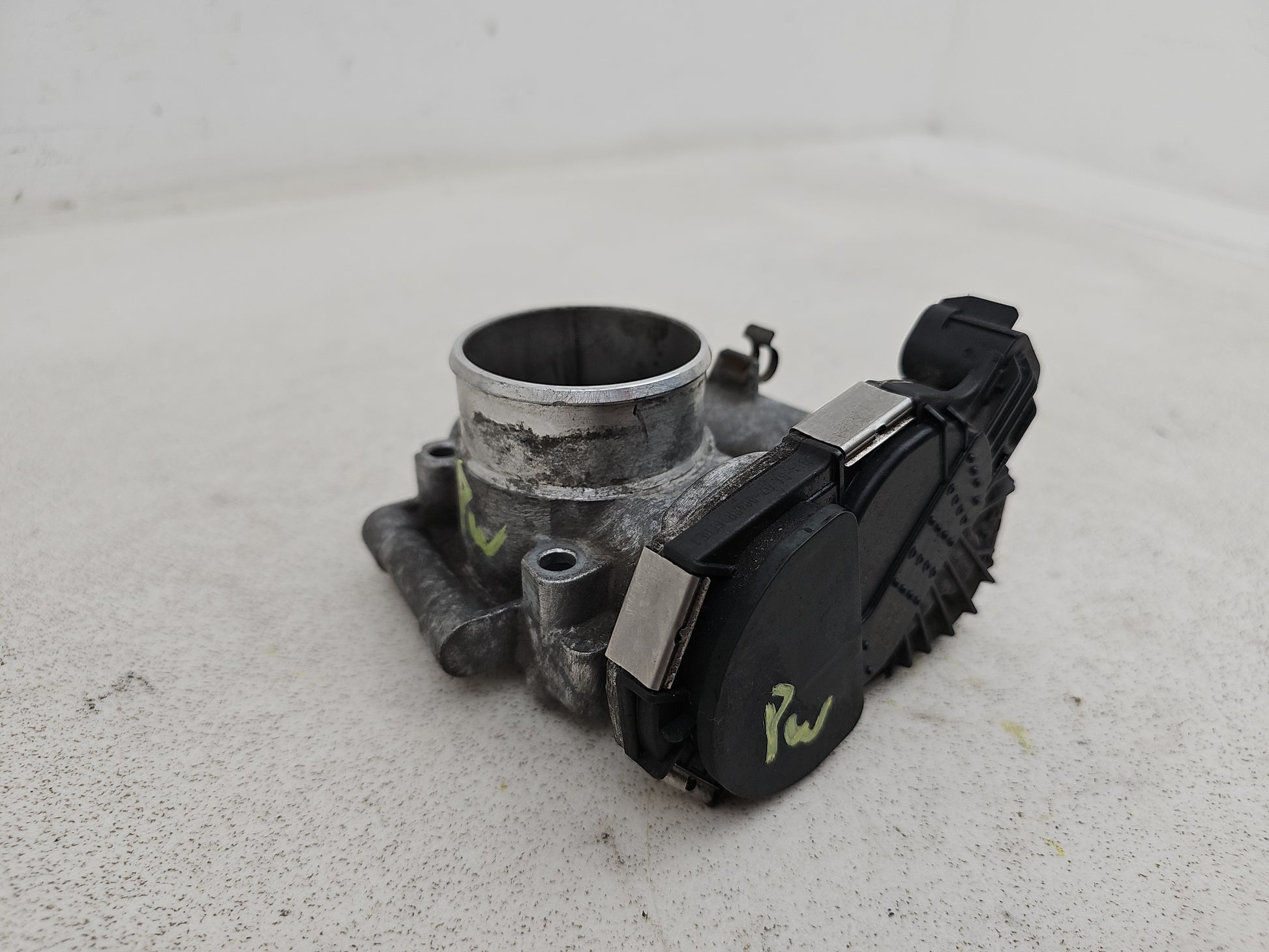 Throttle Body 3