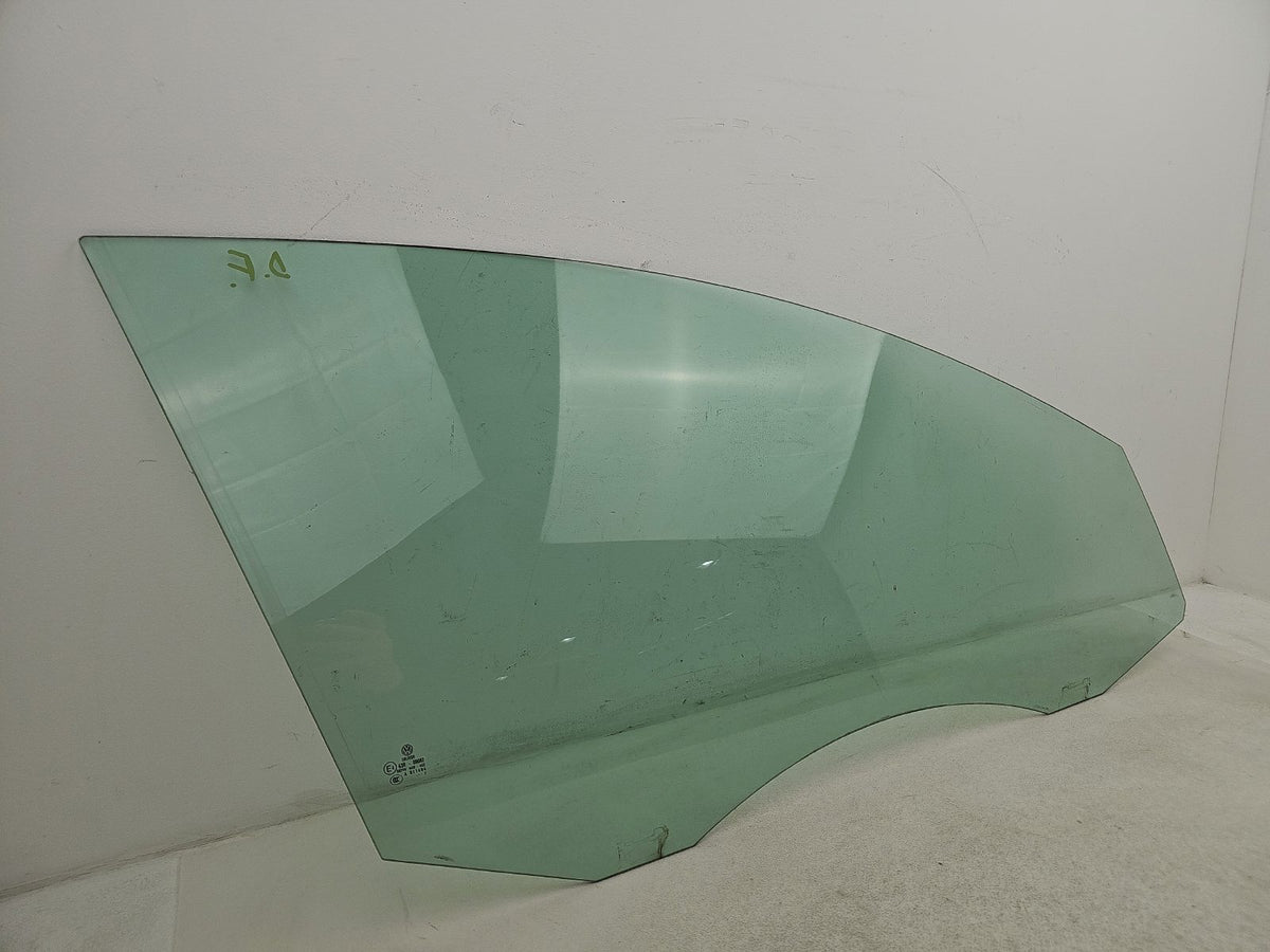 Door Glass Front RH 3