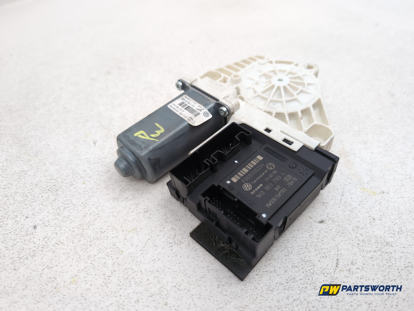 Right Front Window Motor 3