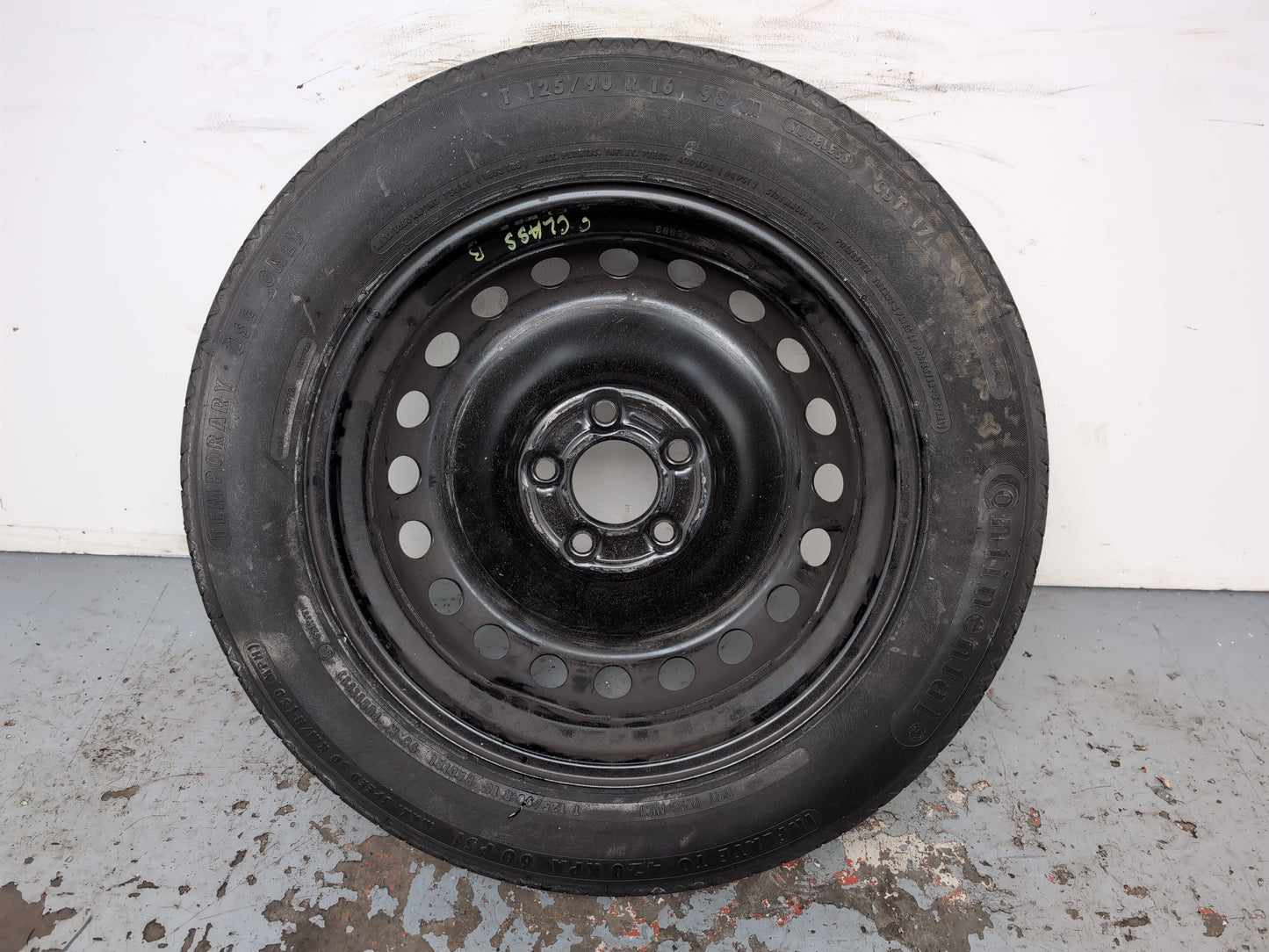 Space Saver Spare Wheel and Tool Kit  9