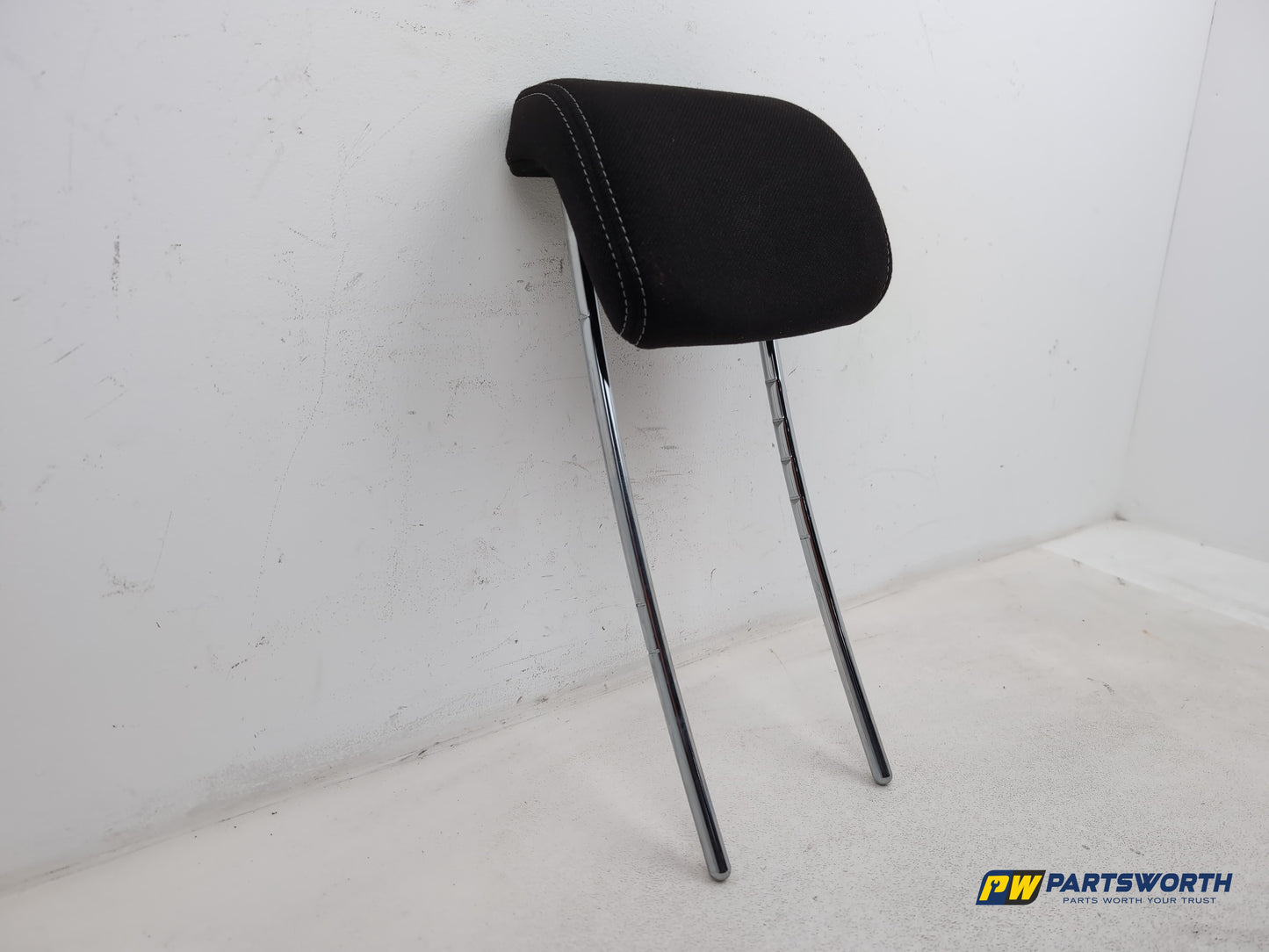 Rear Headrest 3
