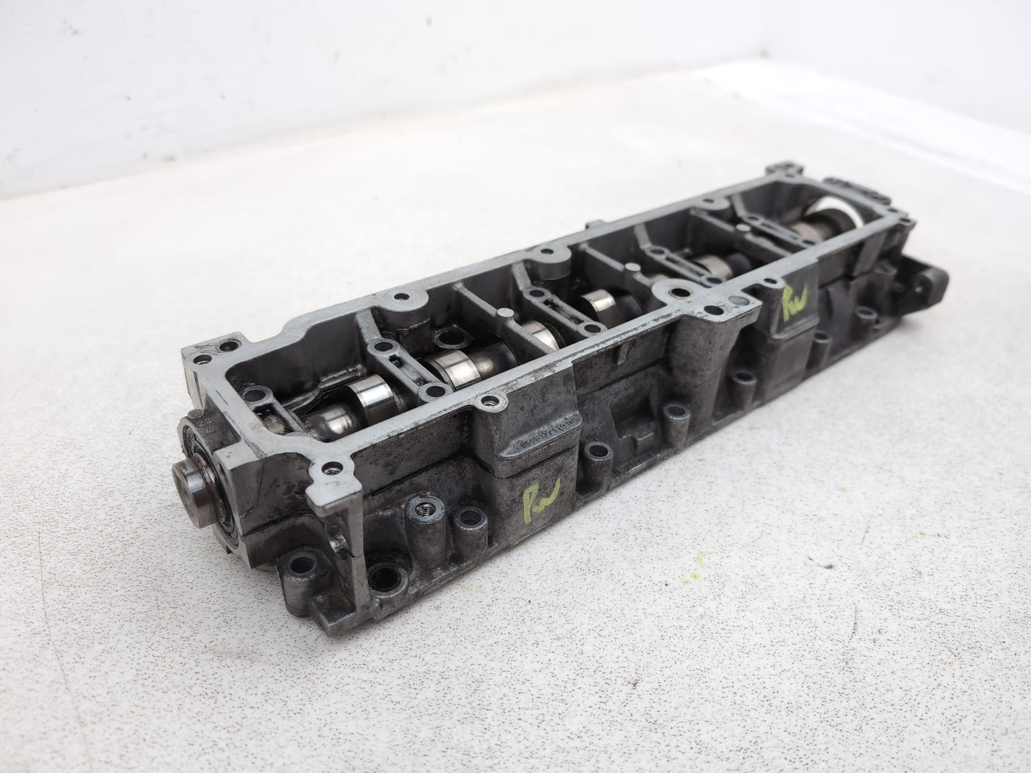 Camshaft Cover  3