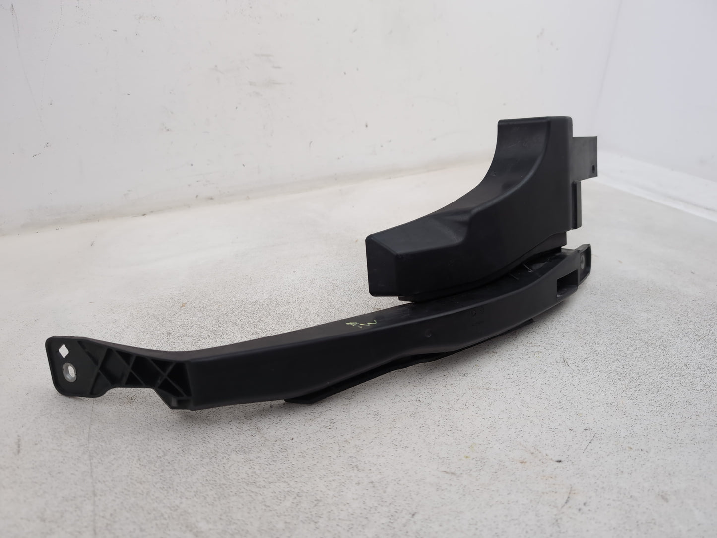 Headlamp Panel Support Bracket LH 3