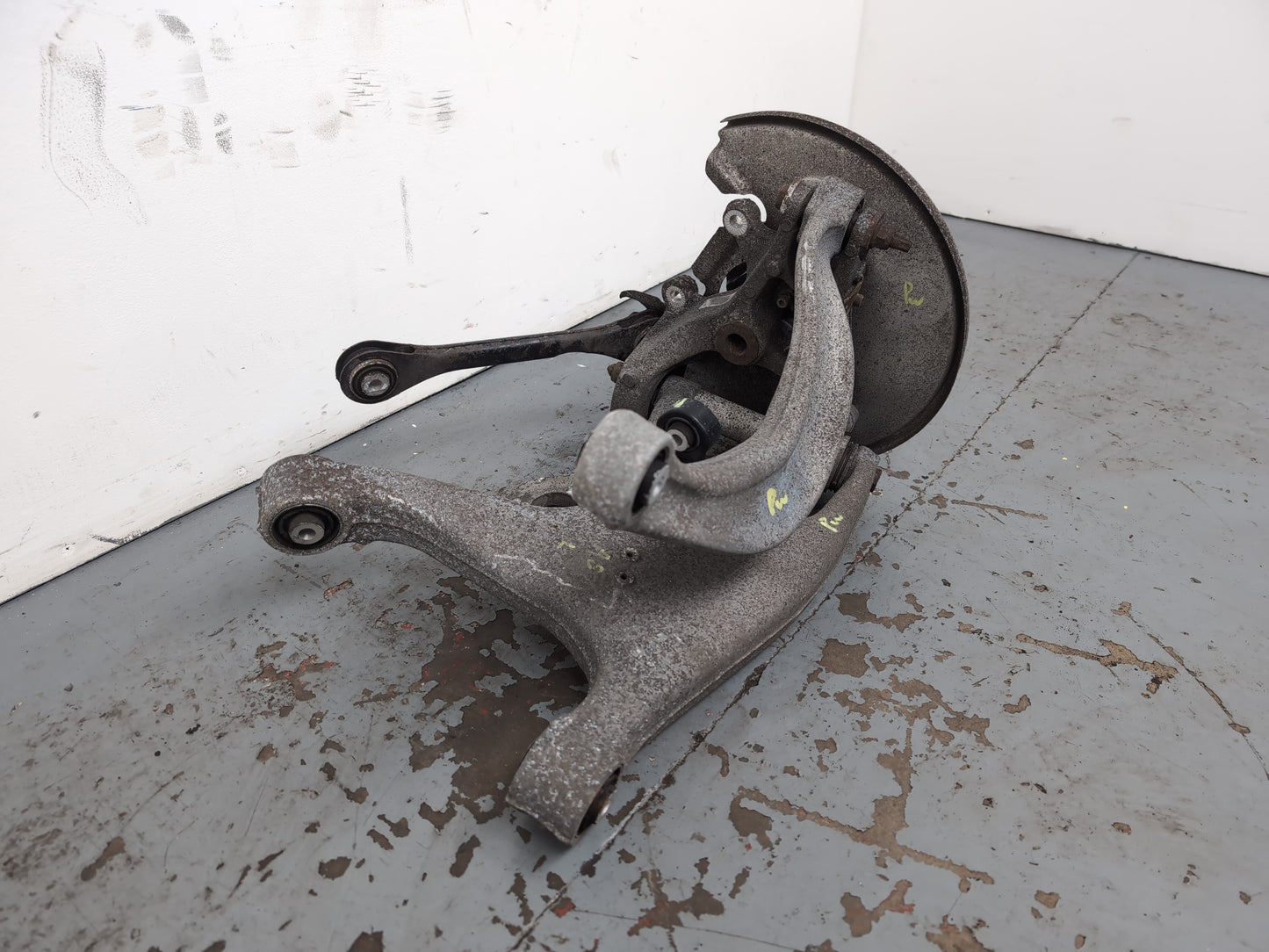 Wheel Hub Rear LH 3