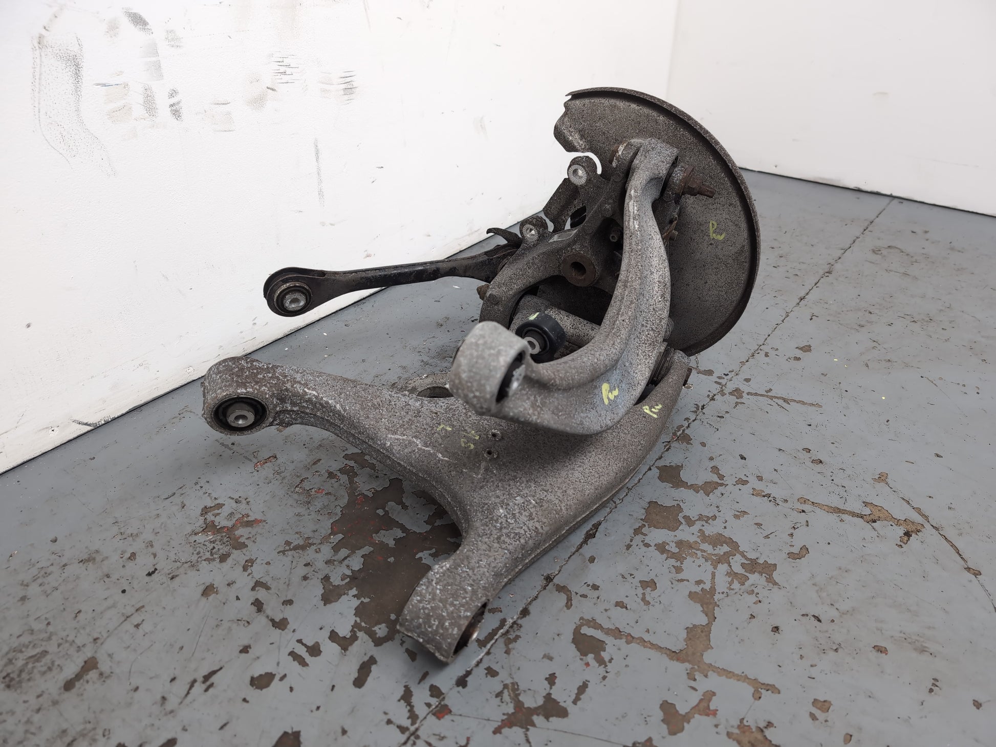 Wheel Hub Rear LH 3