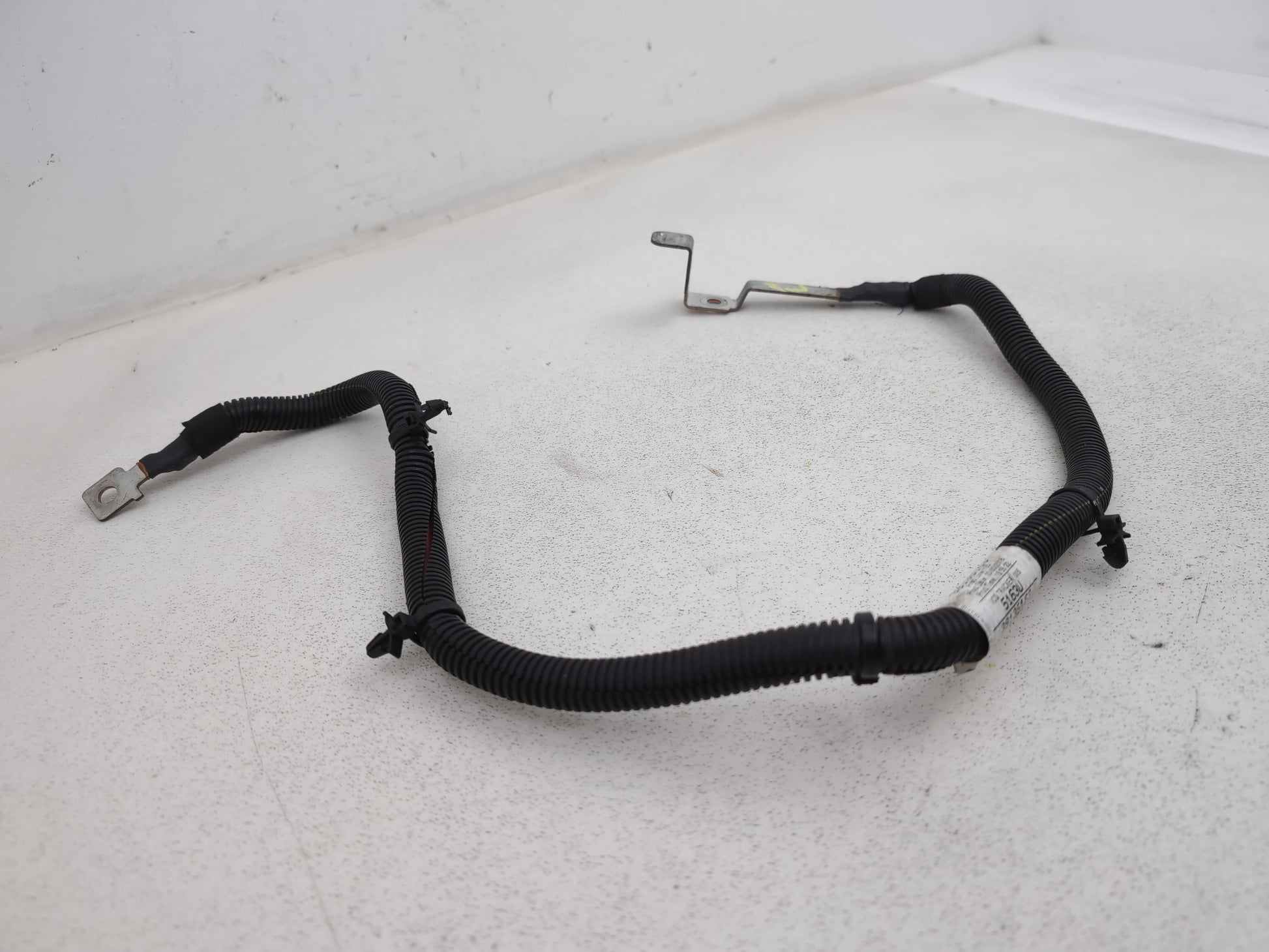High Voltage Battery Charging Cable 3