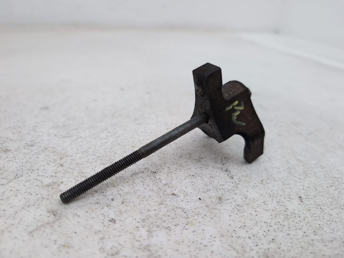 Engine Mounting Bracket 3