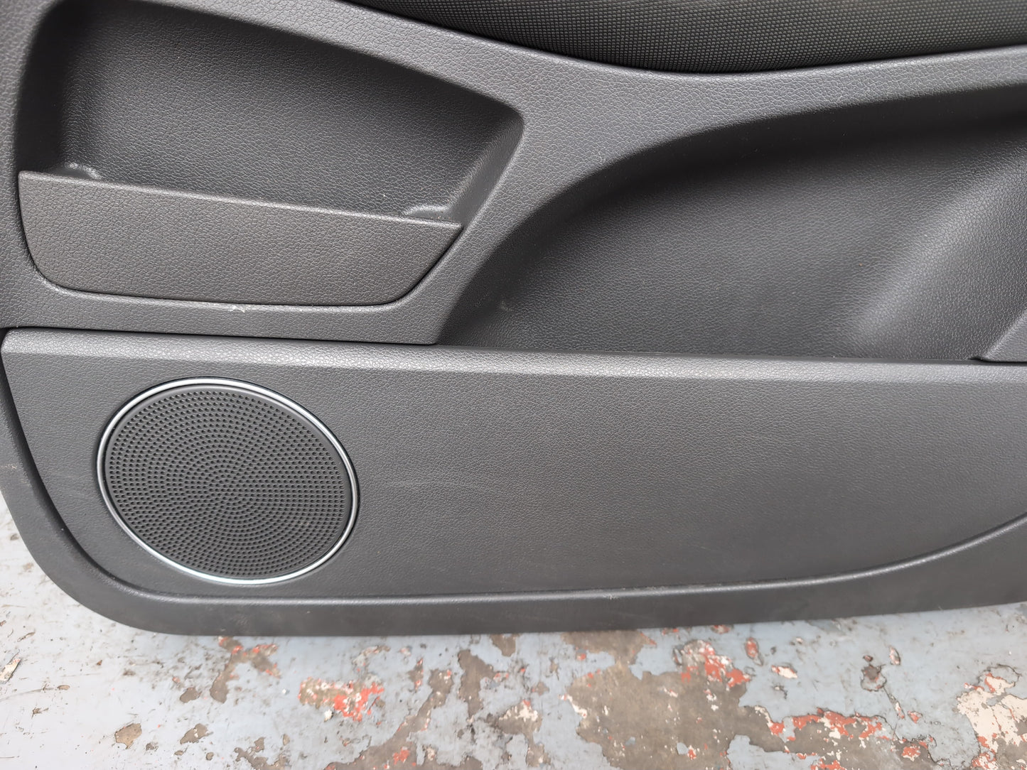 Front Right Door Card 9