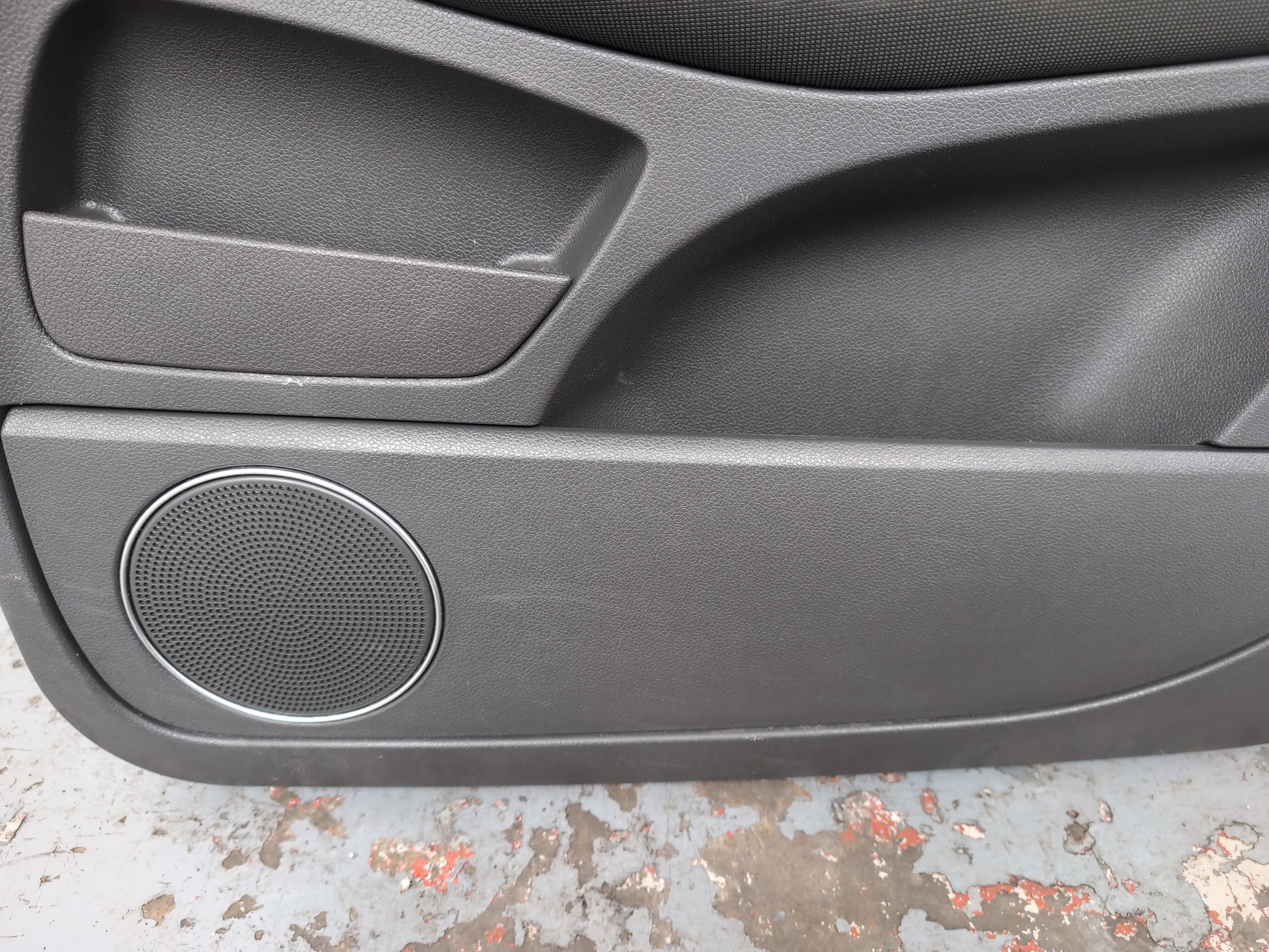 Front Right Door Card 9
