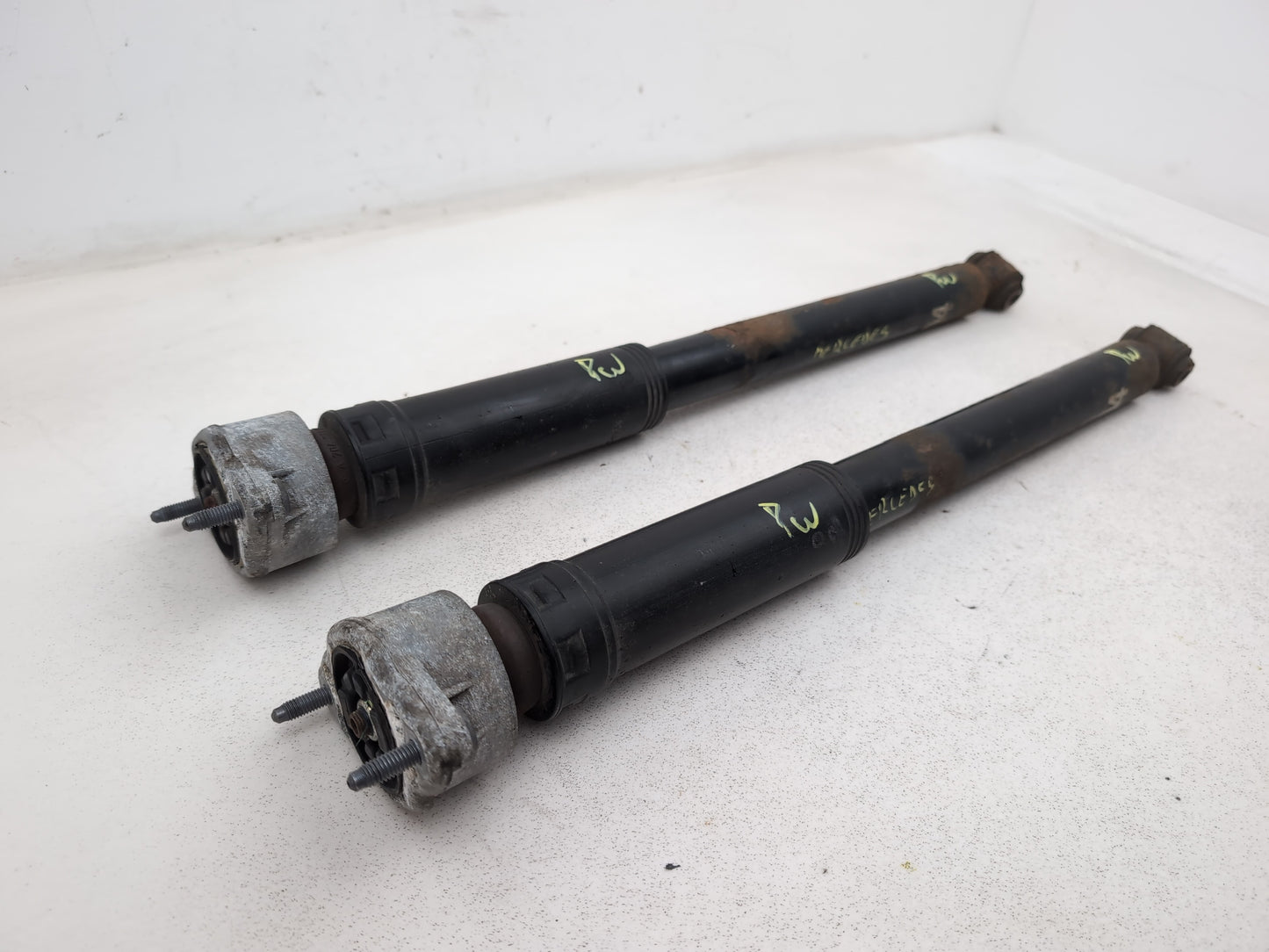 Mercedes-Benz C250 Amg Sport Ed125 Cdi Shock Absorber Rear Pair A2043260598 - photo 3