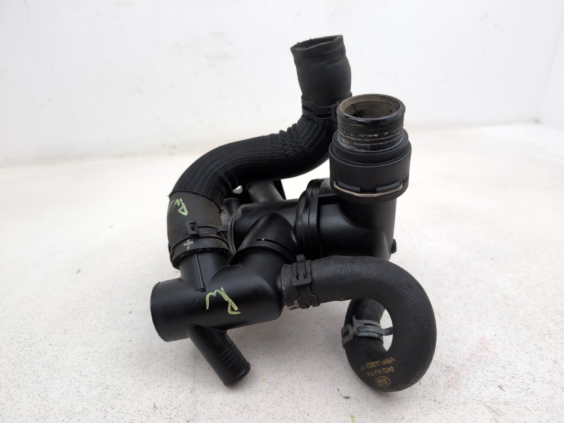 Jaguar Xe Prestige D Auto Thermostat Housing W584a 2015-2021 - photo 3