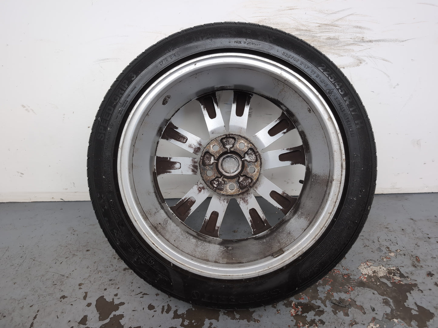 Honda Accord /Nissan Quasqai Wheel With Tyre 225/45 R17 403004ea1b - photo 9