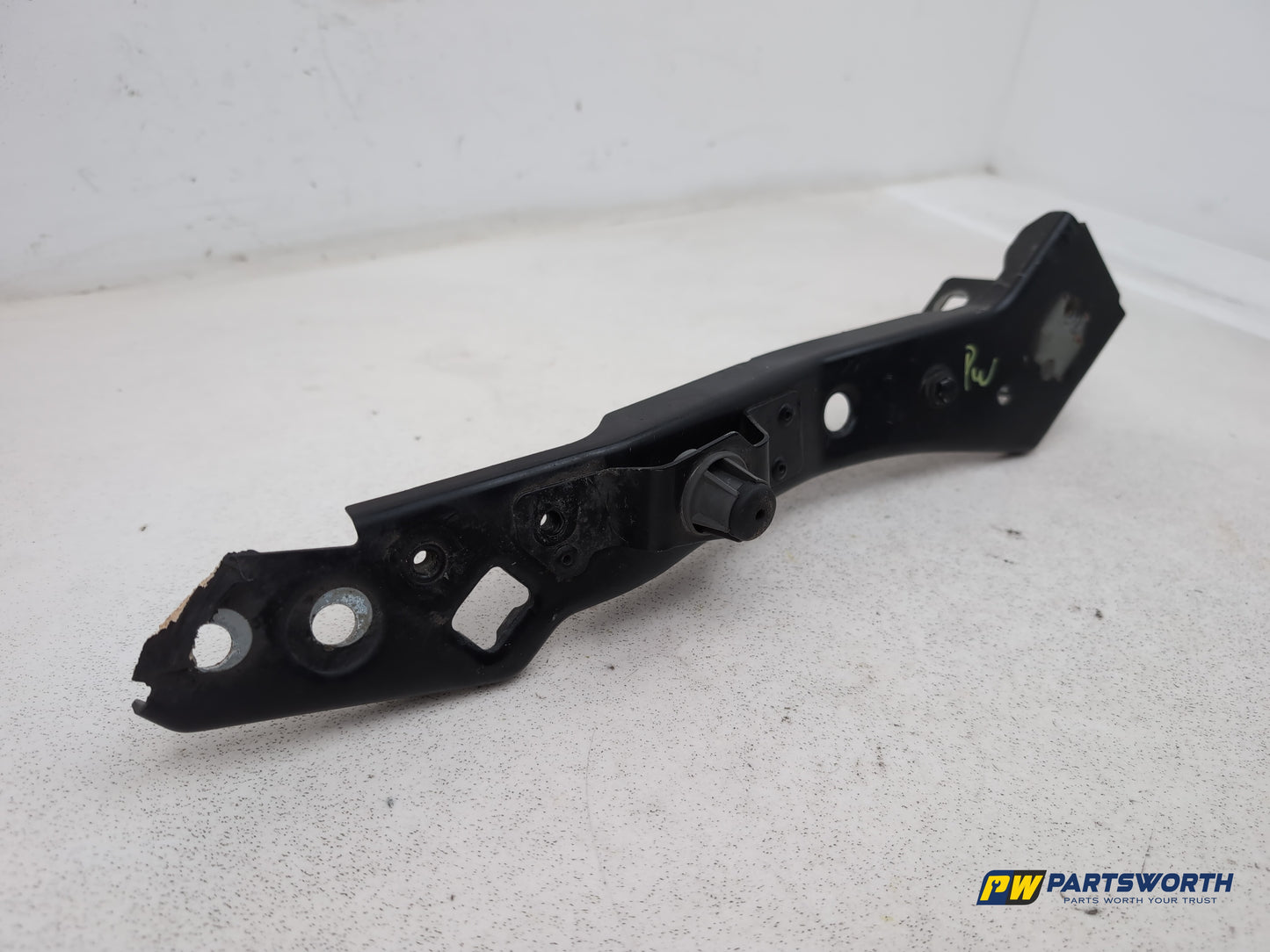 Renault Megane Expression Vvt Driver Side Rh Front Slam Panel Bracket 6251206d - photo 3